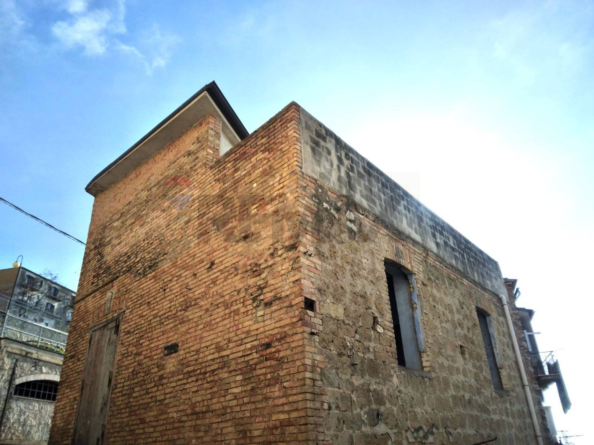 Edificio all'aperto