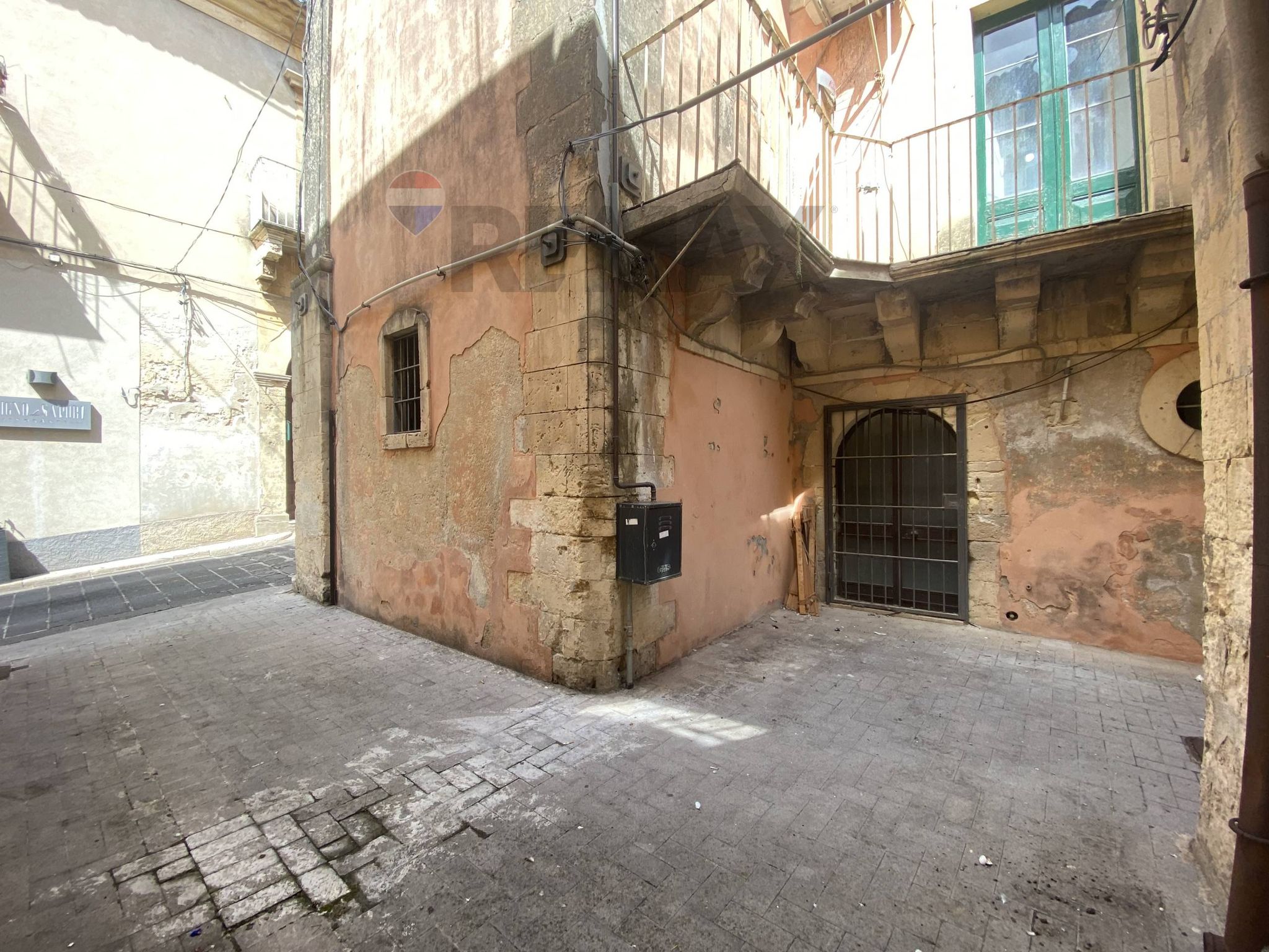 Edificio all'aperto