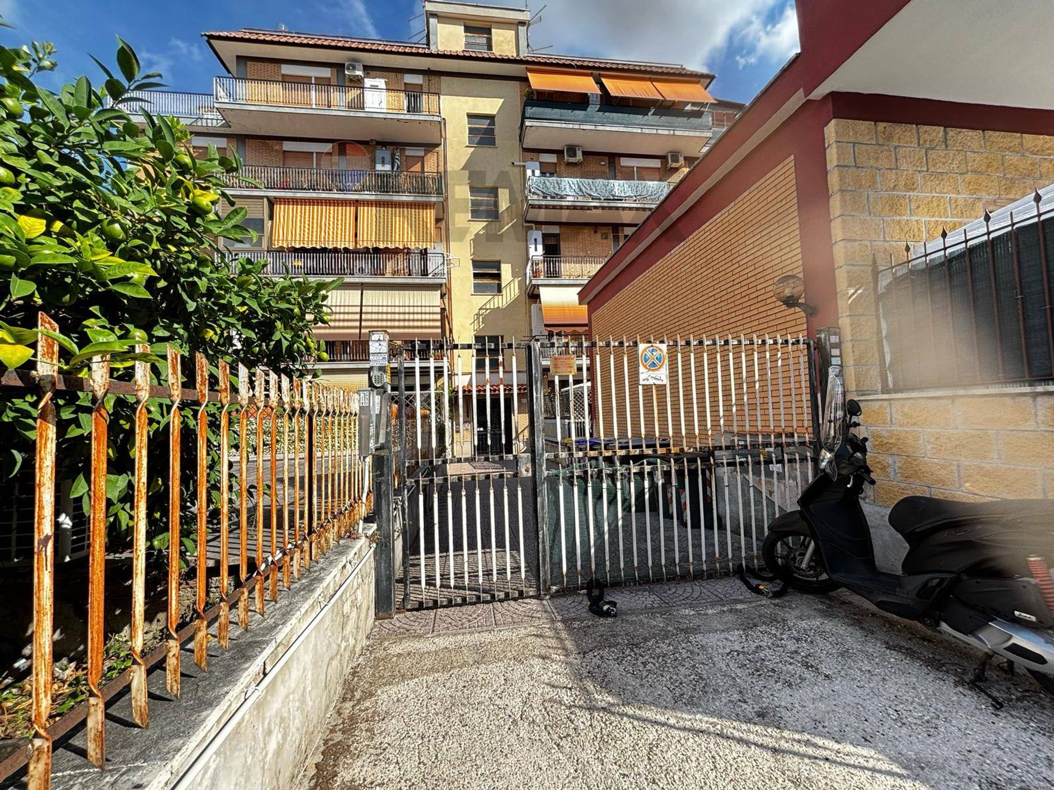 Edificio all'aperto