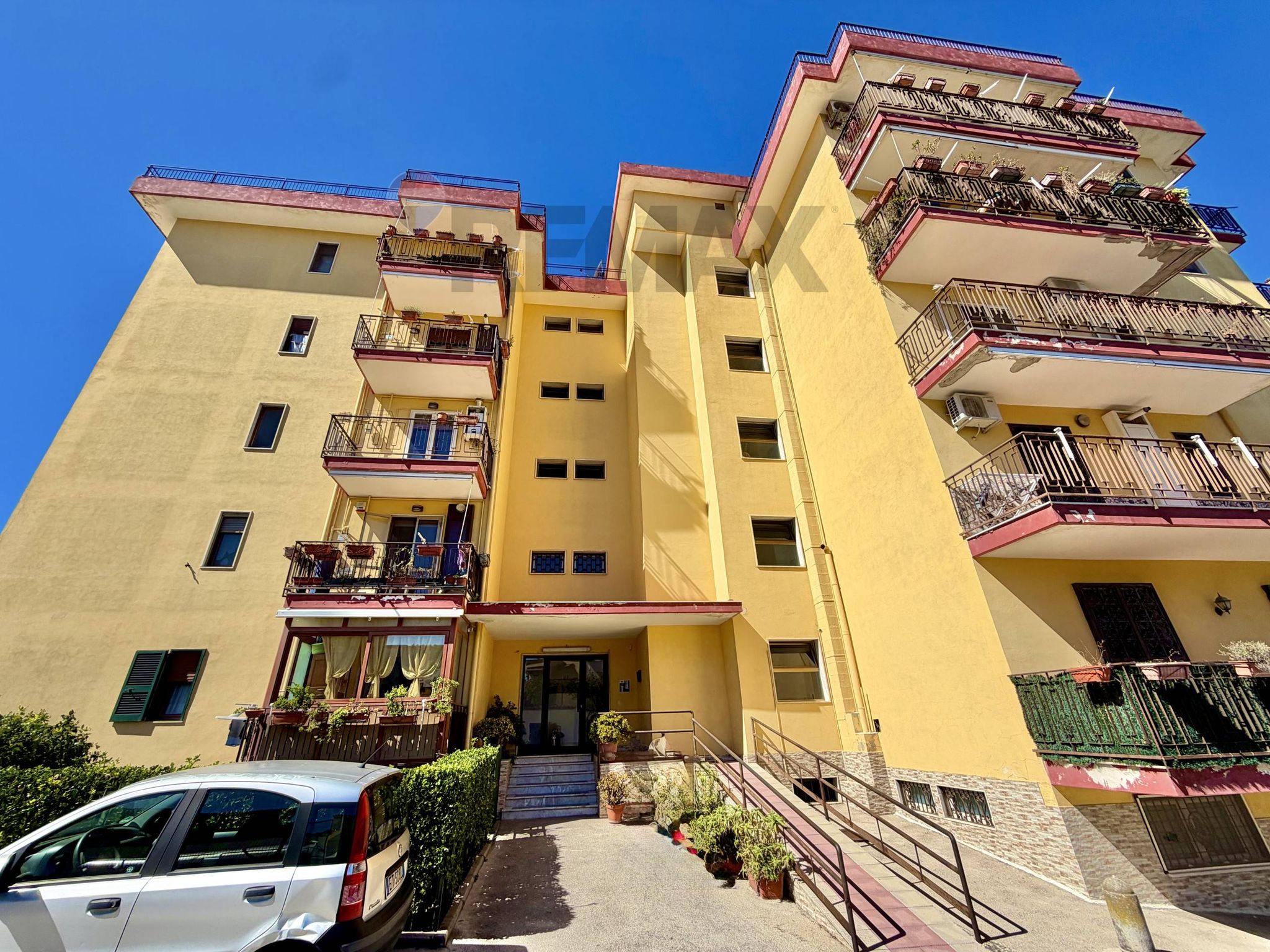 Edificio all'aperto