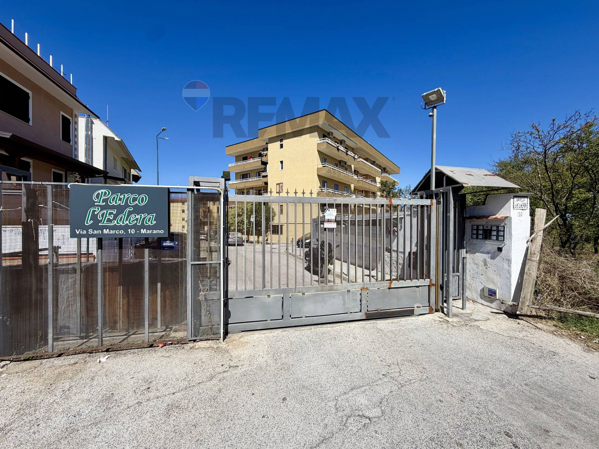 Edificio all'aperto