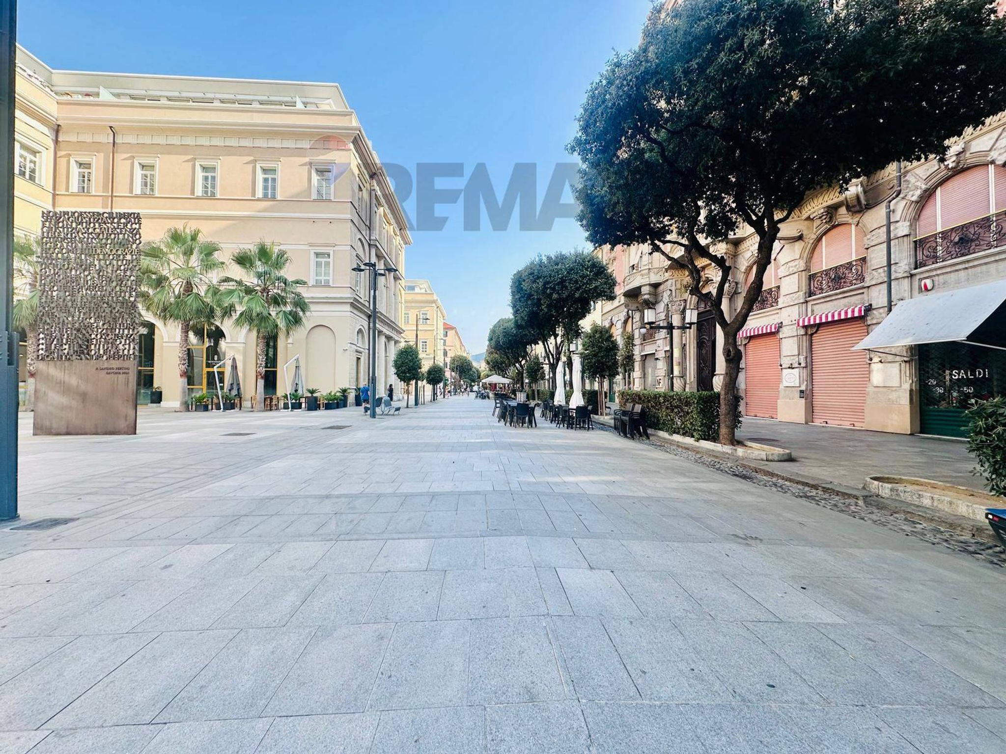 Edificio all'aperto