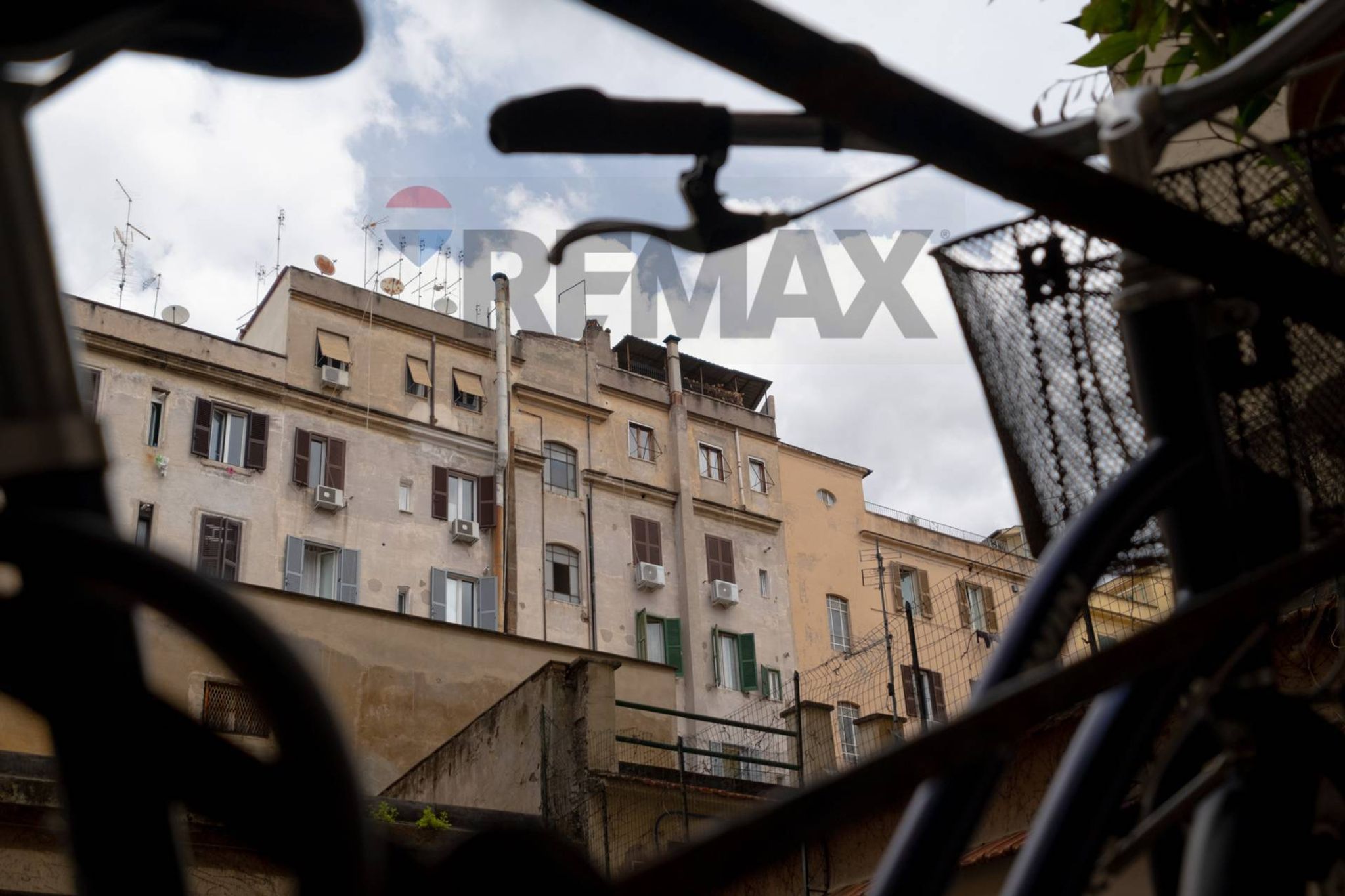 Edificio all'aperto