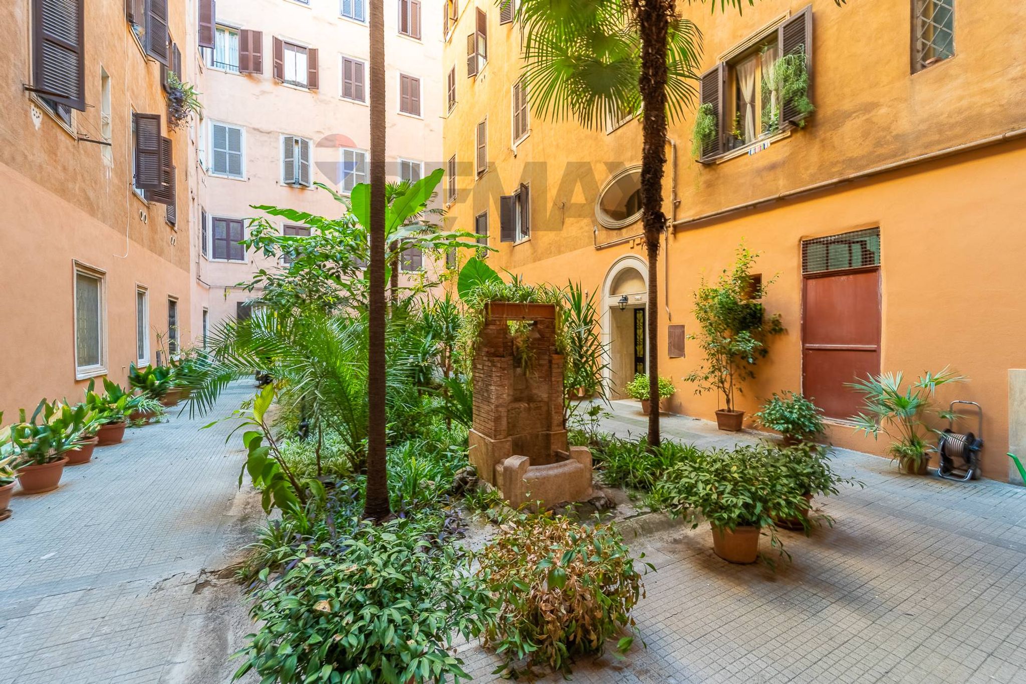 Edificio all'aperto
