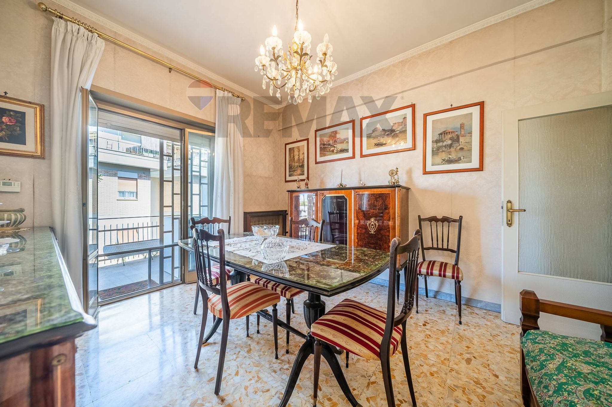 Property in Roma