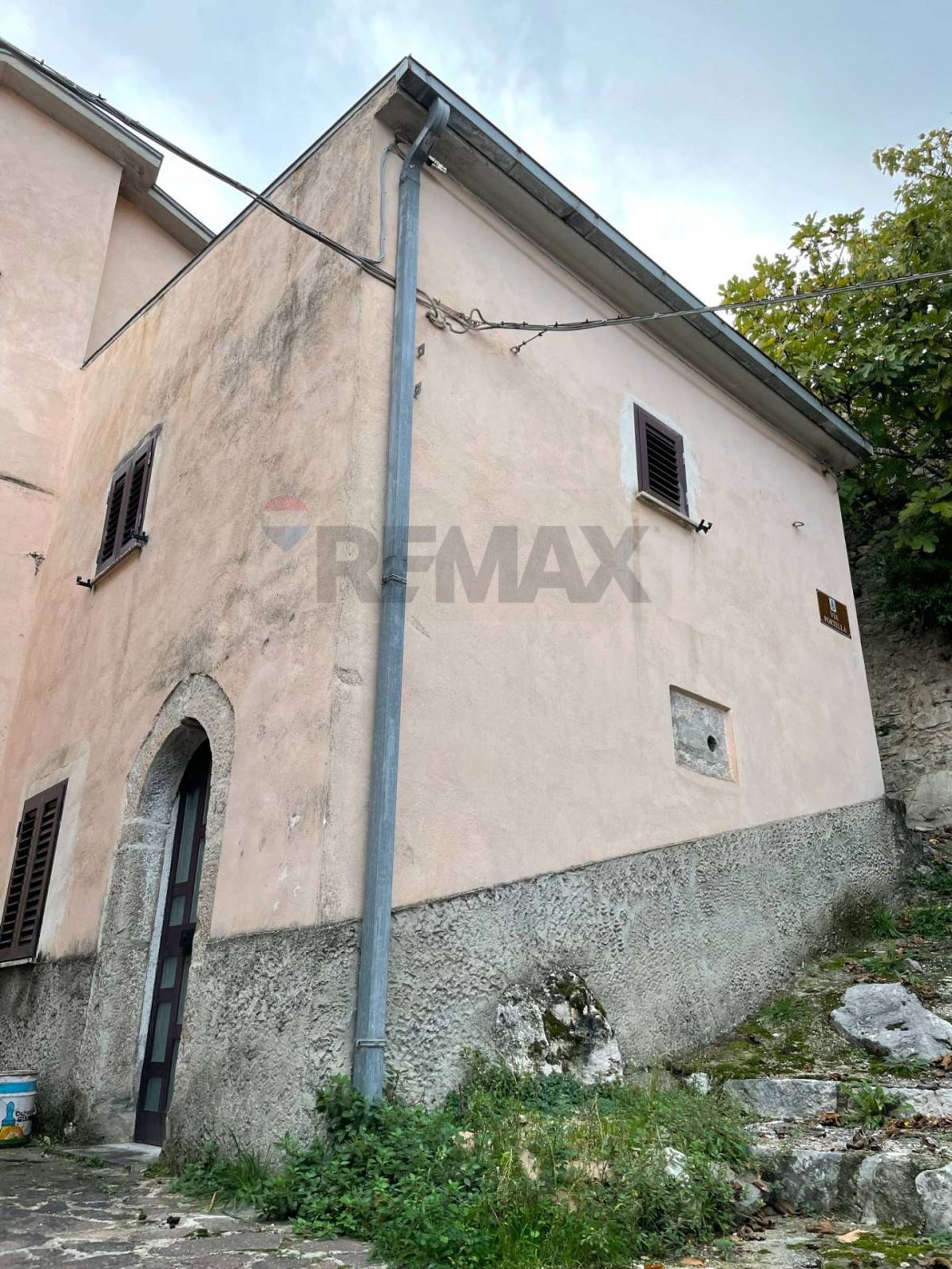 Edificio all'aperto