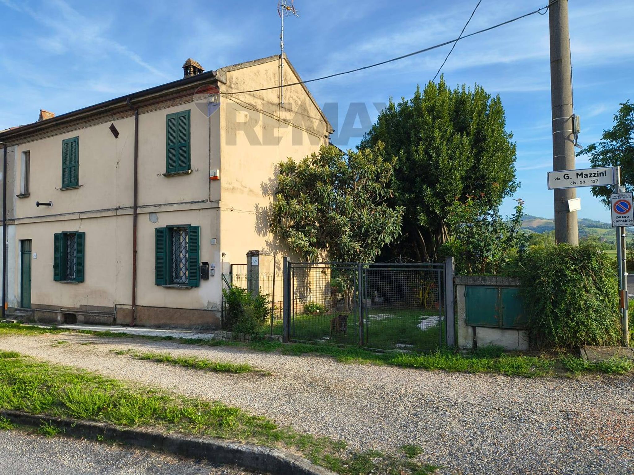 Immobile a Montebello della Battaglia