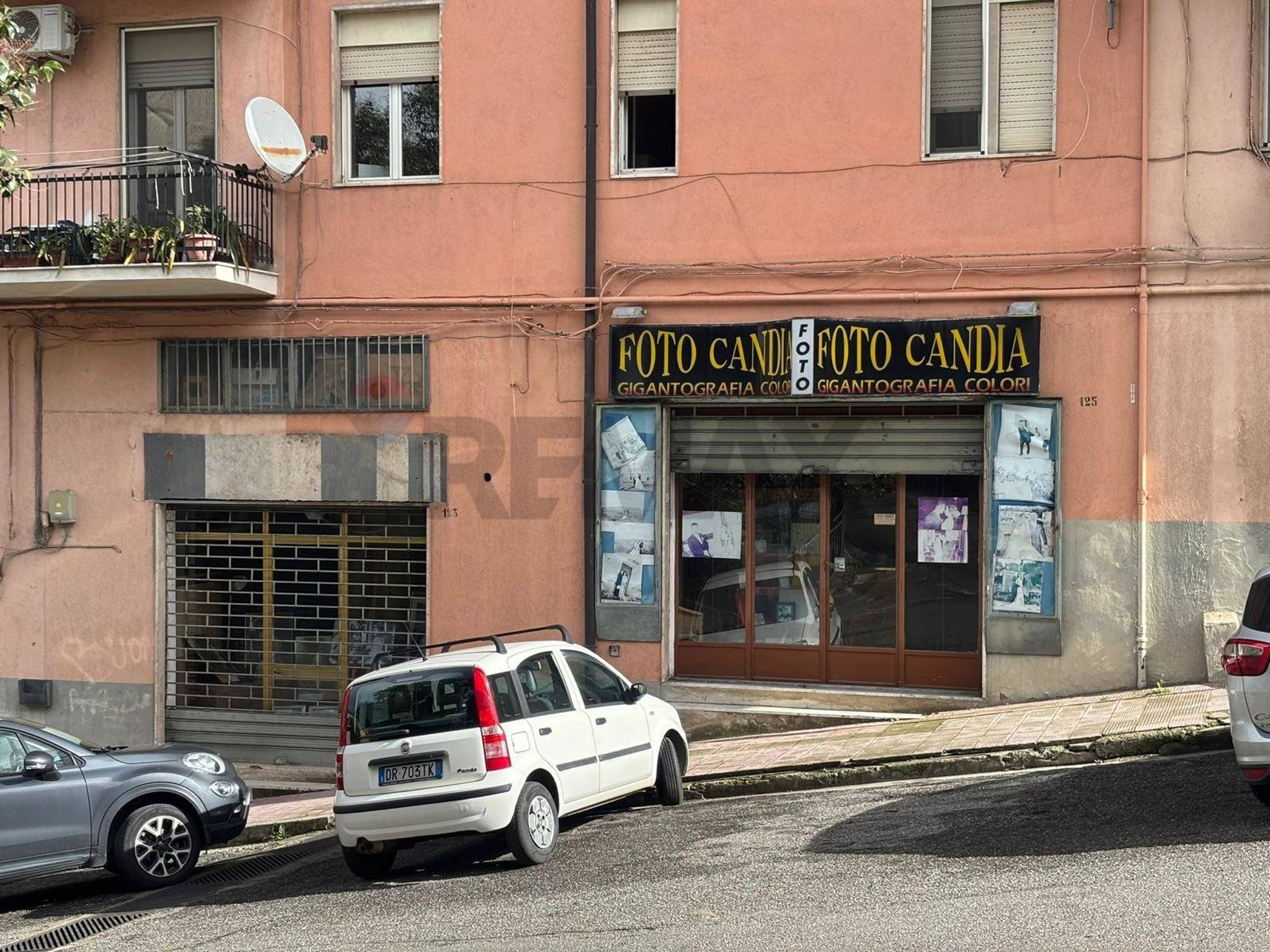Edificio all'aperto