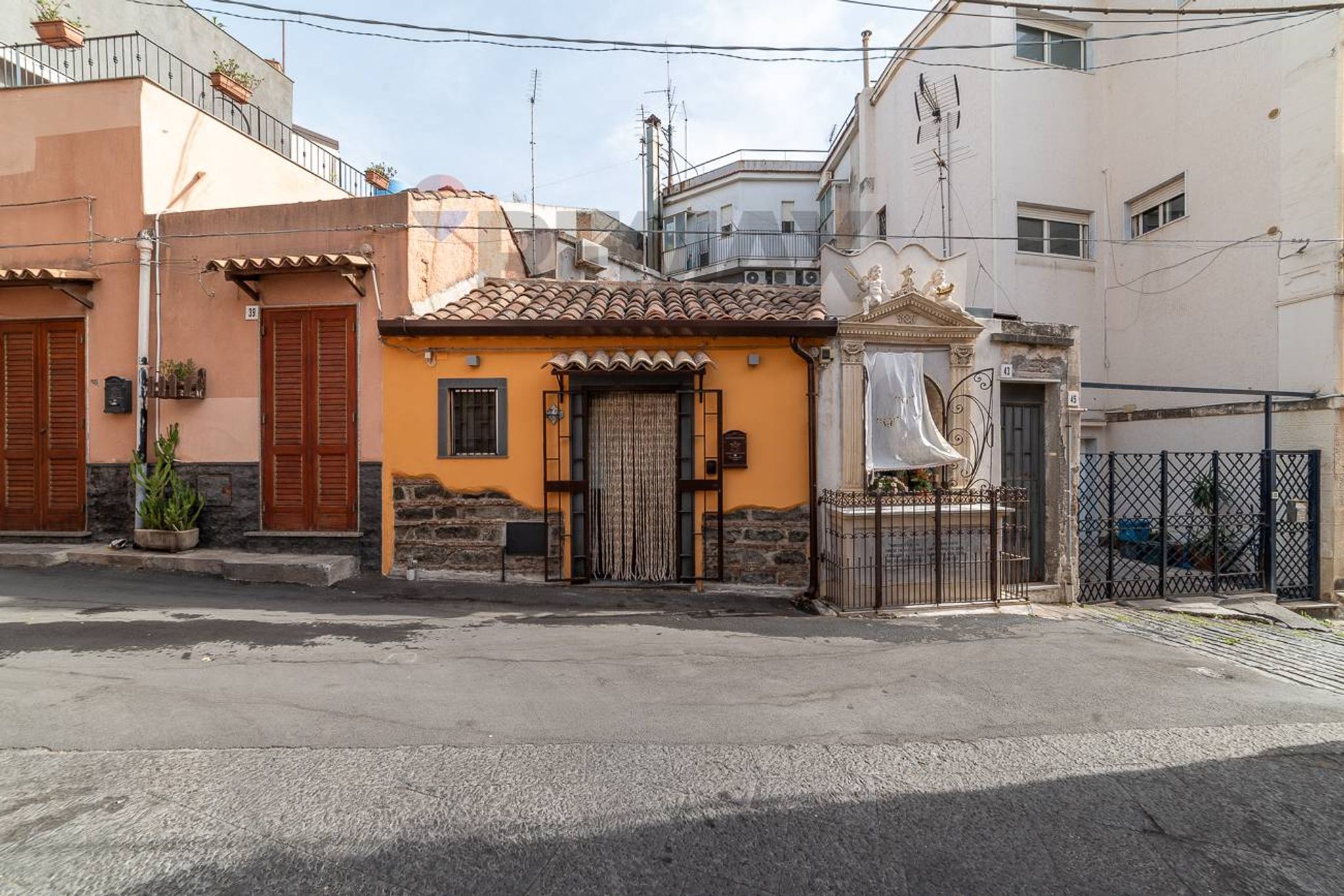 Edificio all'aperto