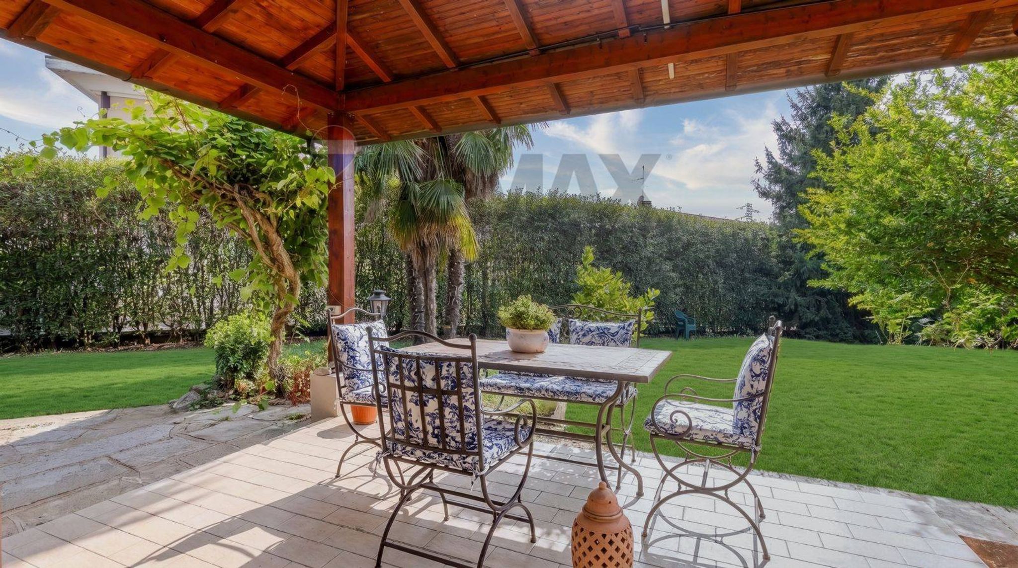 Property in Triuggio