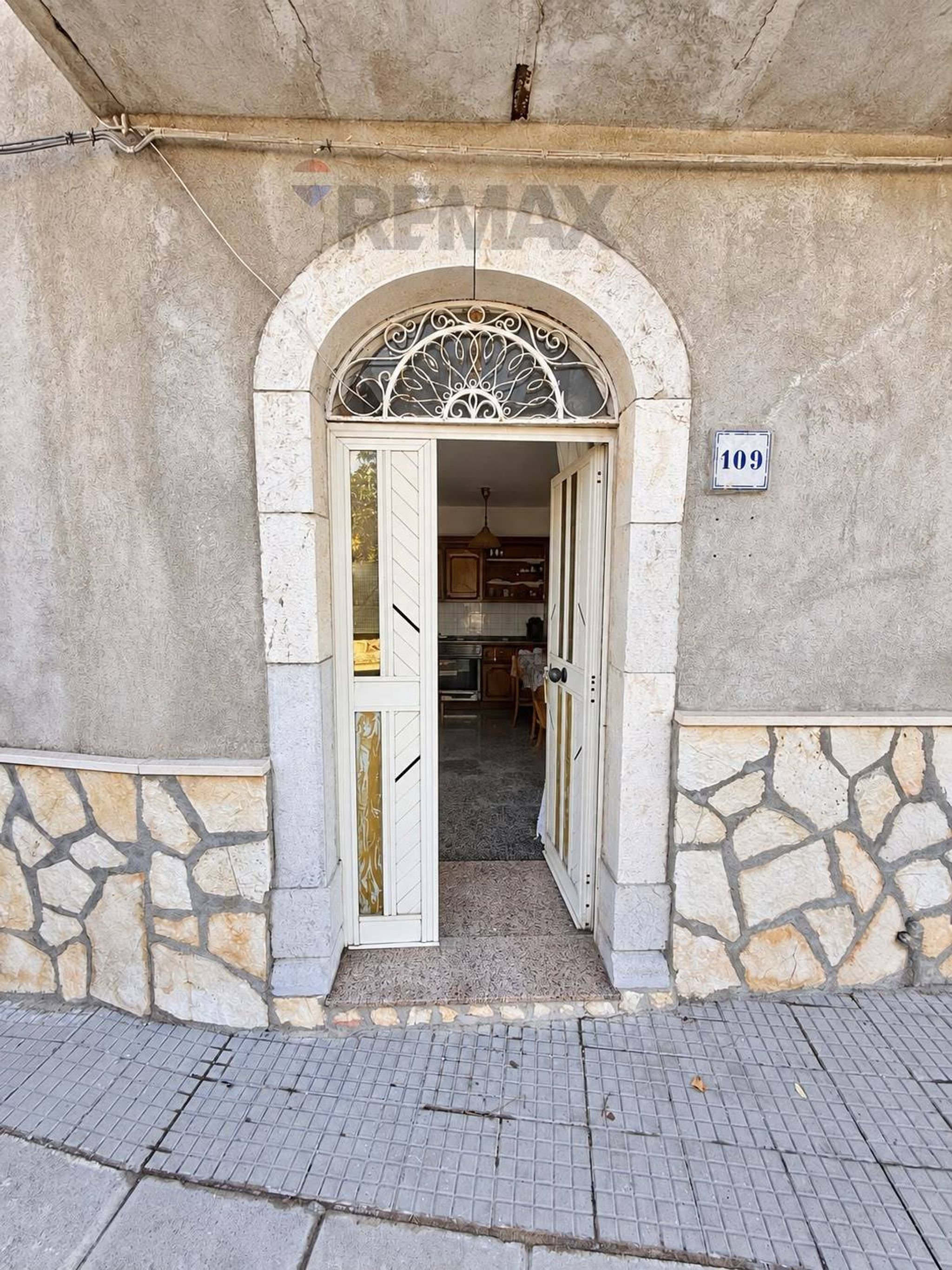 Edificio all'aperto
