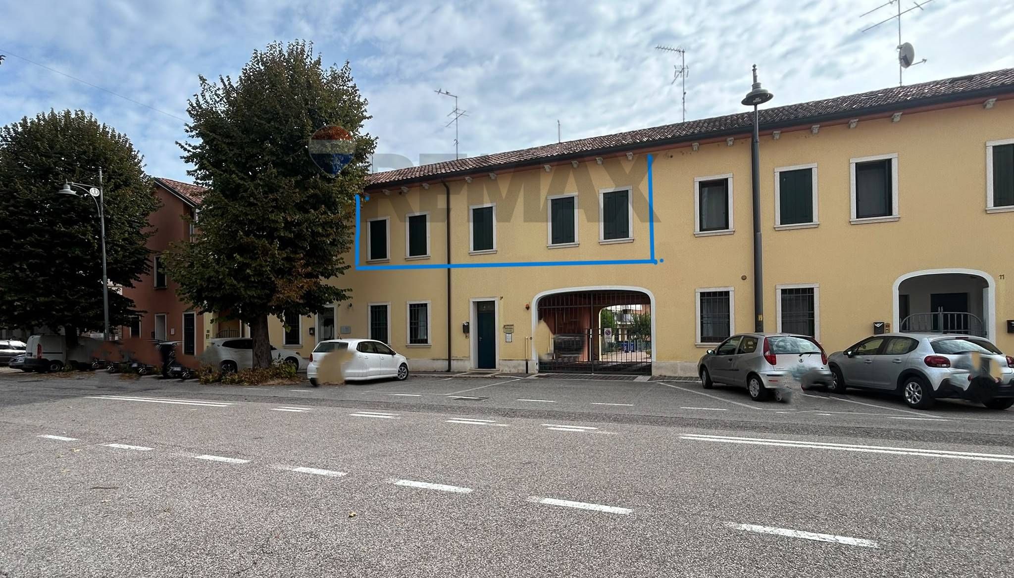 Edificio all'aperto