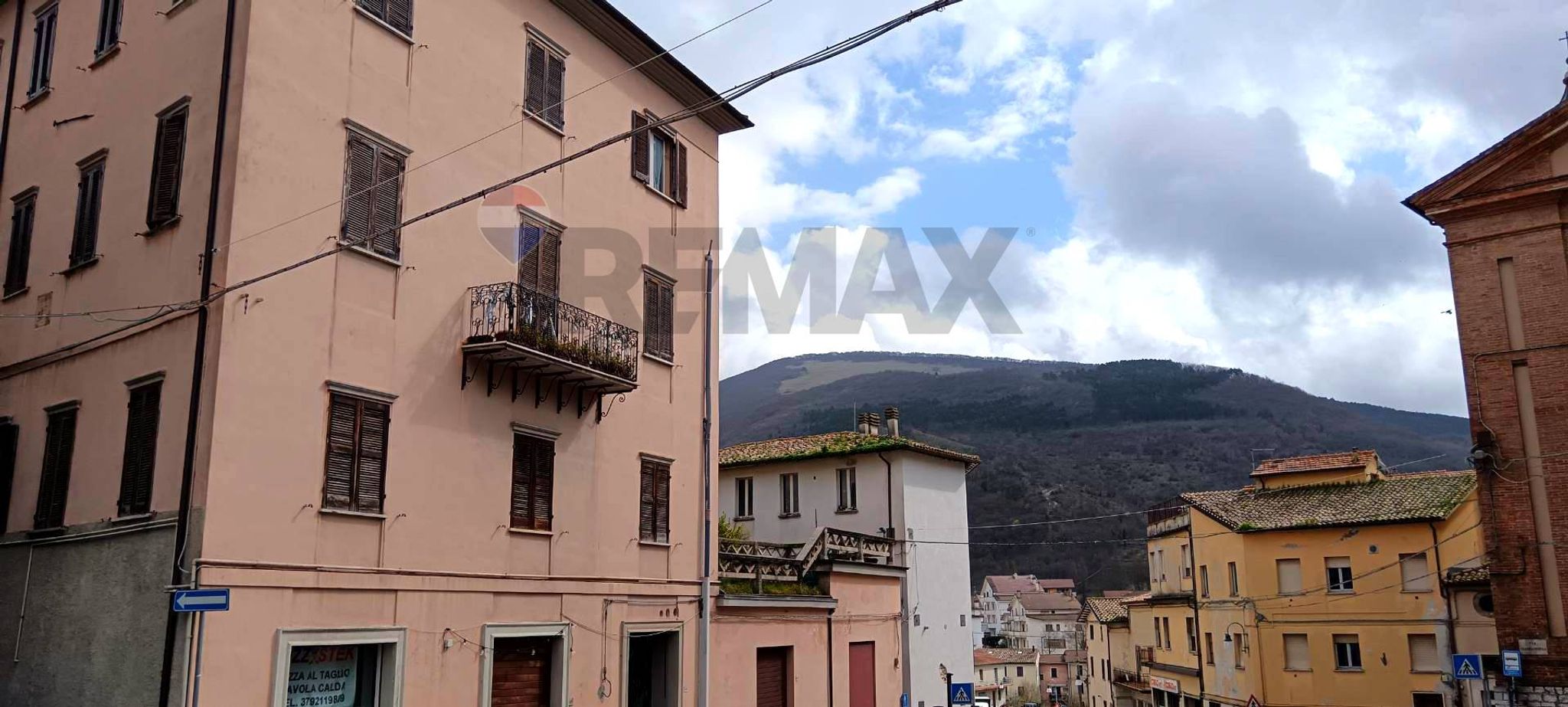 Edificio all'aperto