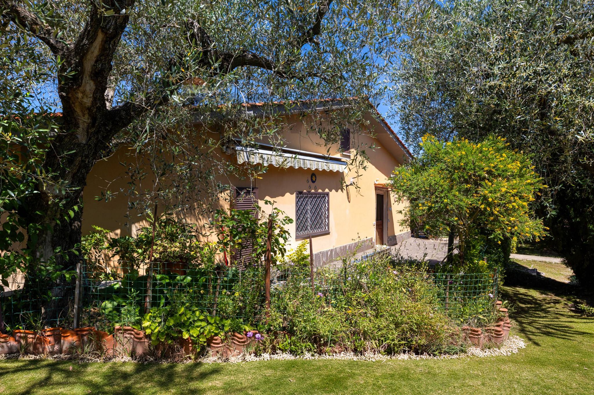 Casa all'aperto