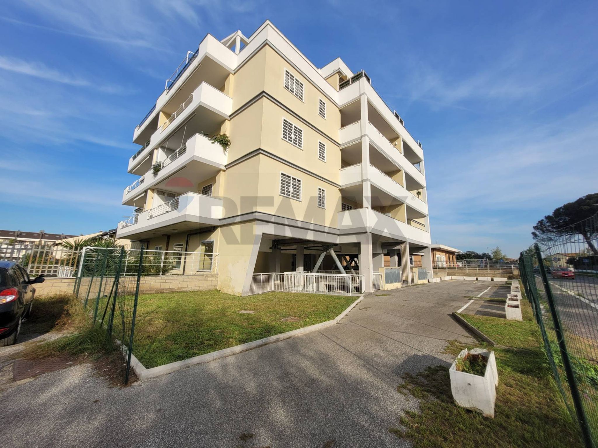 Edificio all'aperto