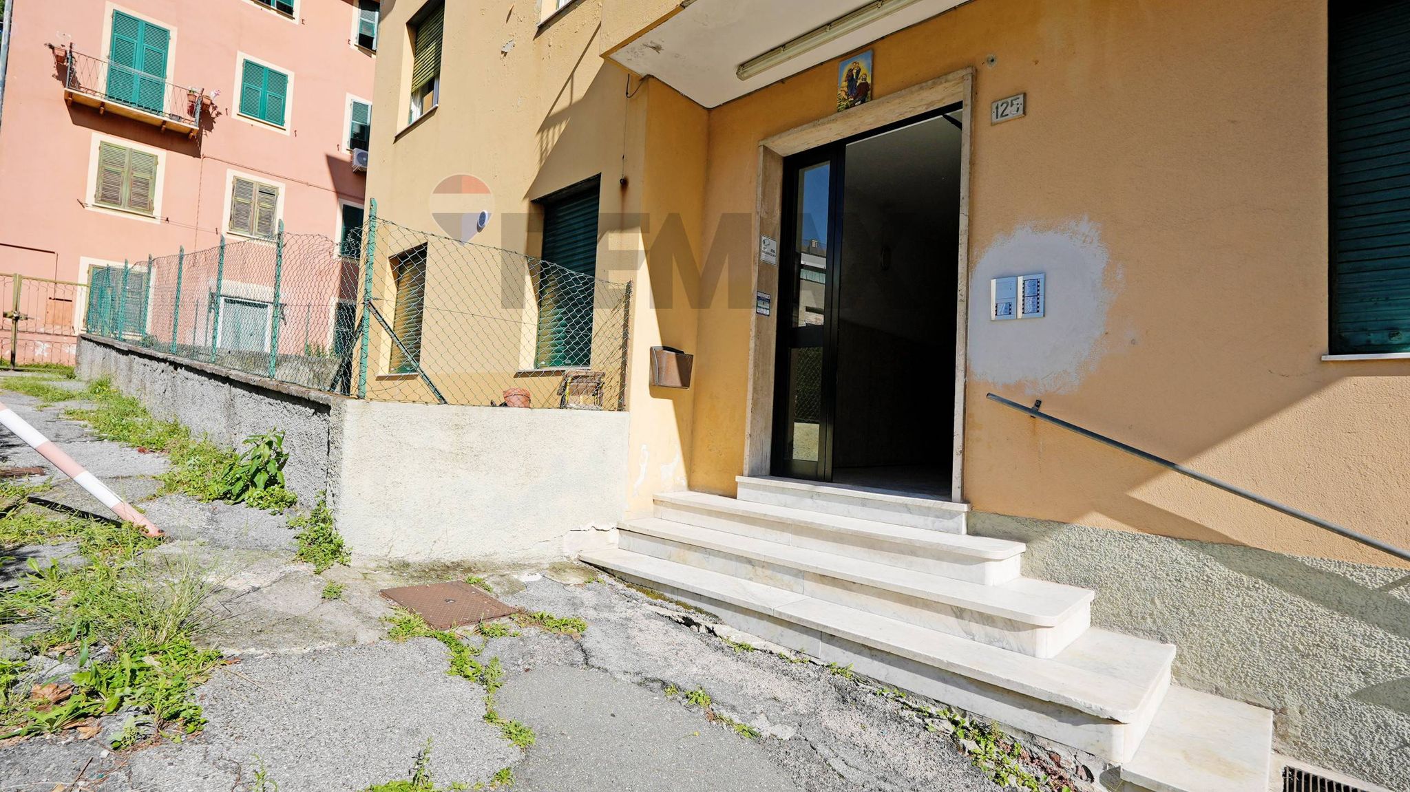 Edificio all'aperto