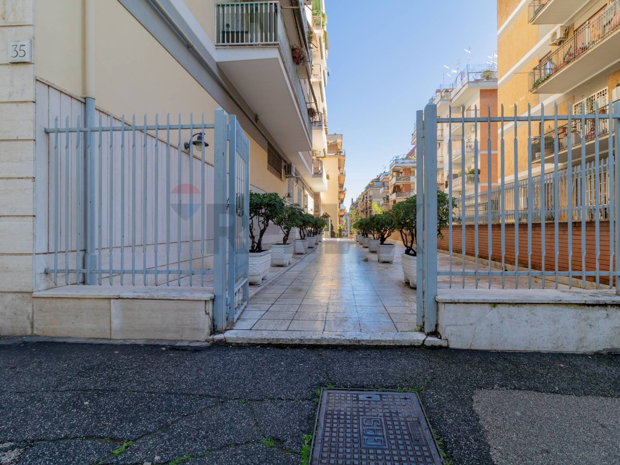 Edificio all'aperto