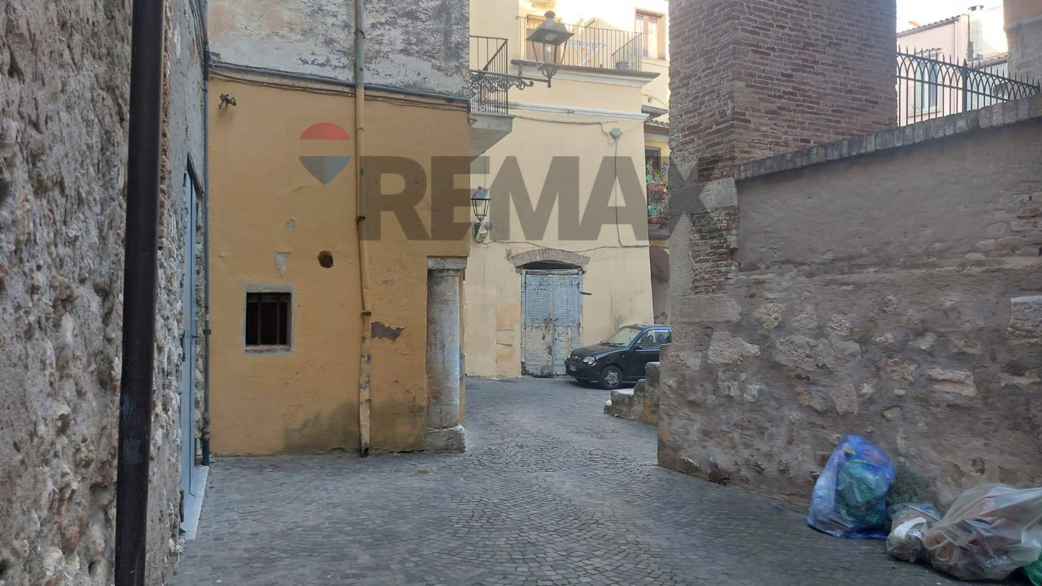 Edificio all'aperto