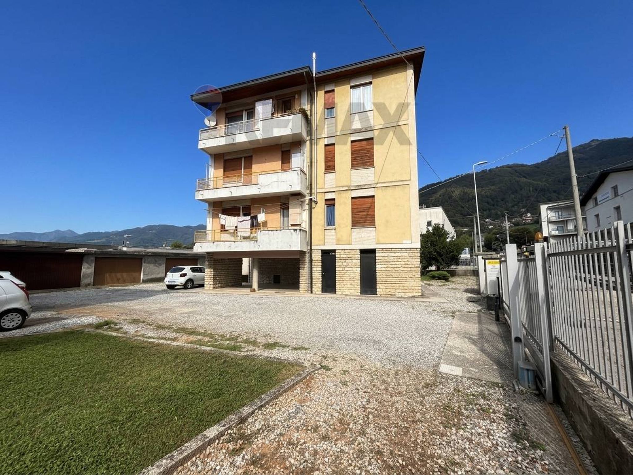 Edificio all'aperto