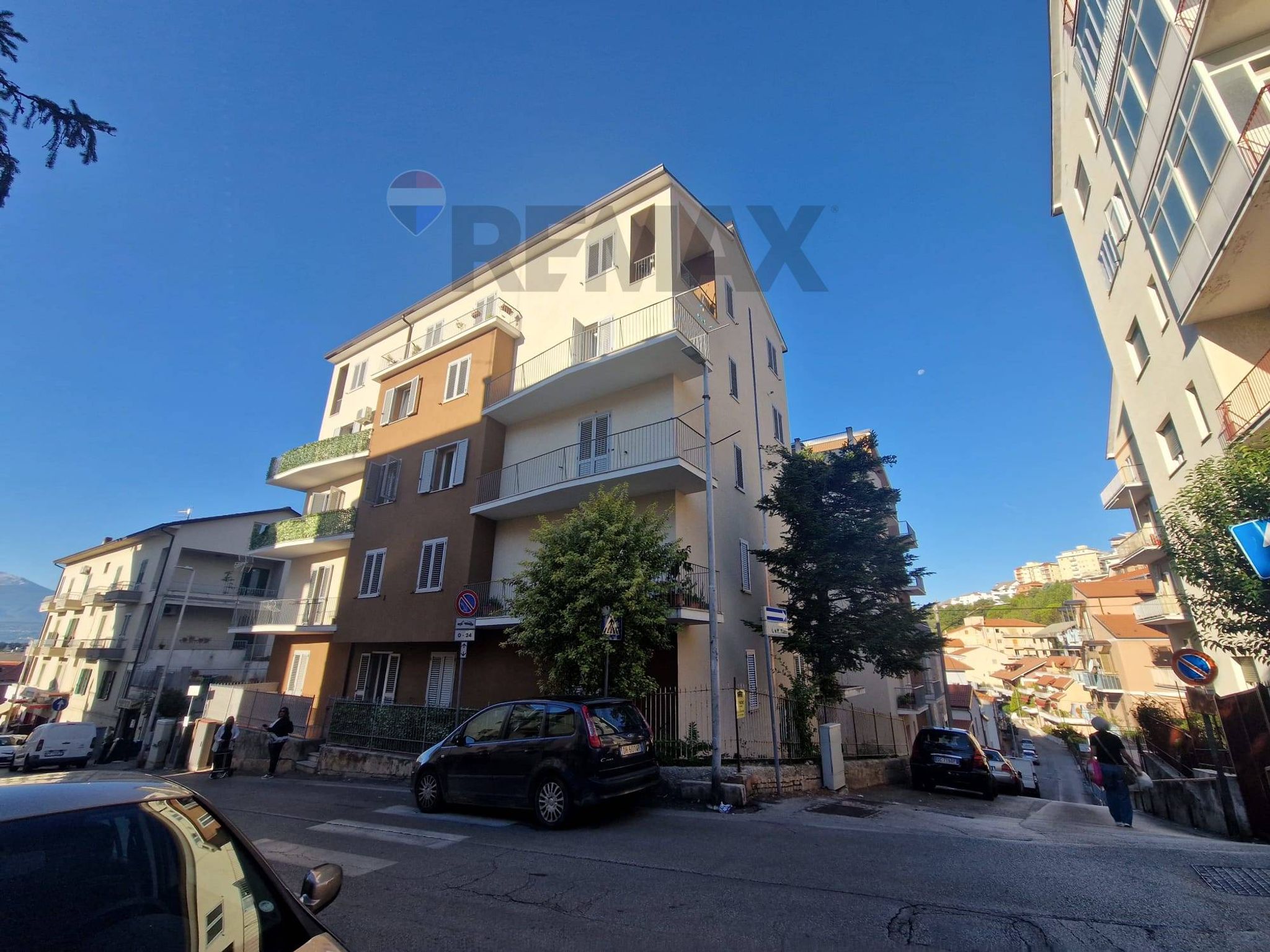 Edificio all'aperto