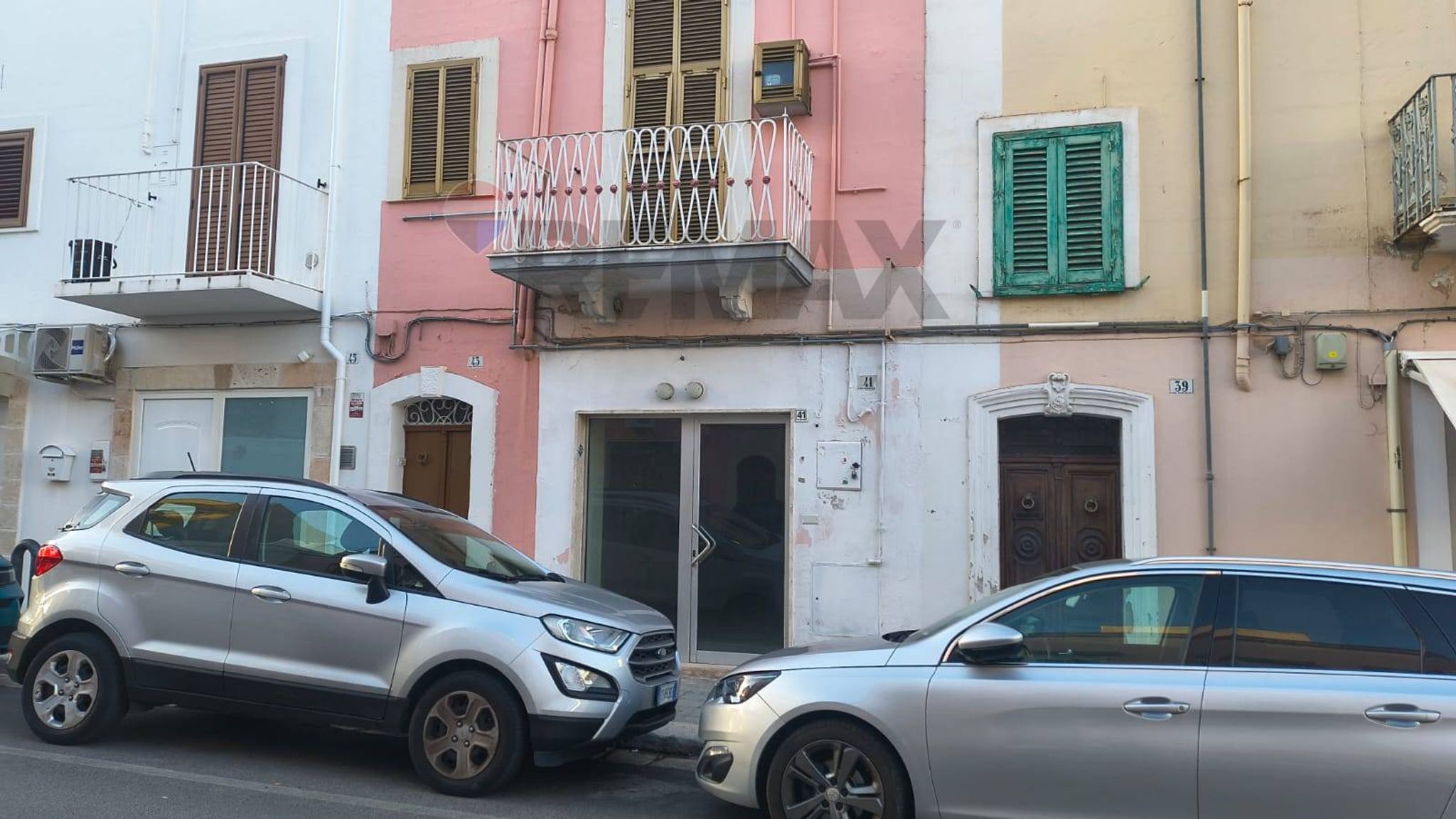 Edificio all'aperto