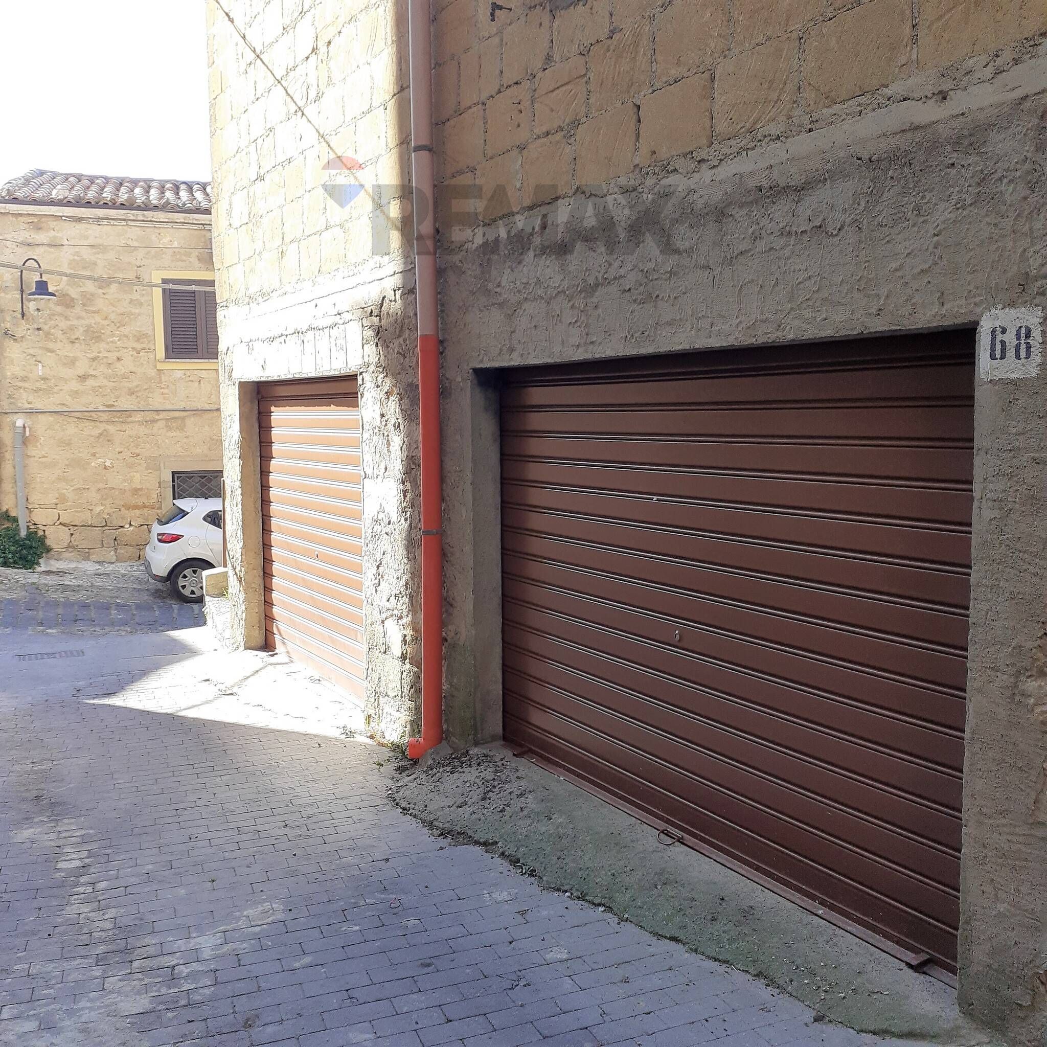 Edificio all'aperto