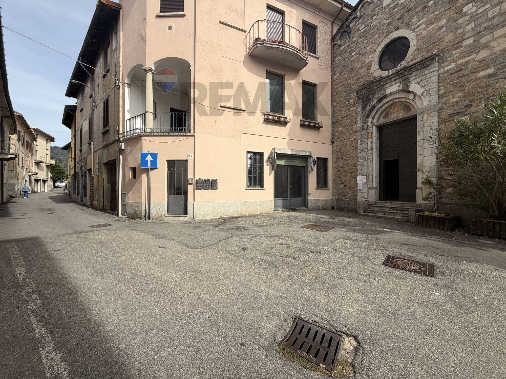 Edificio all'aperto