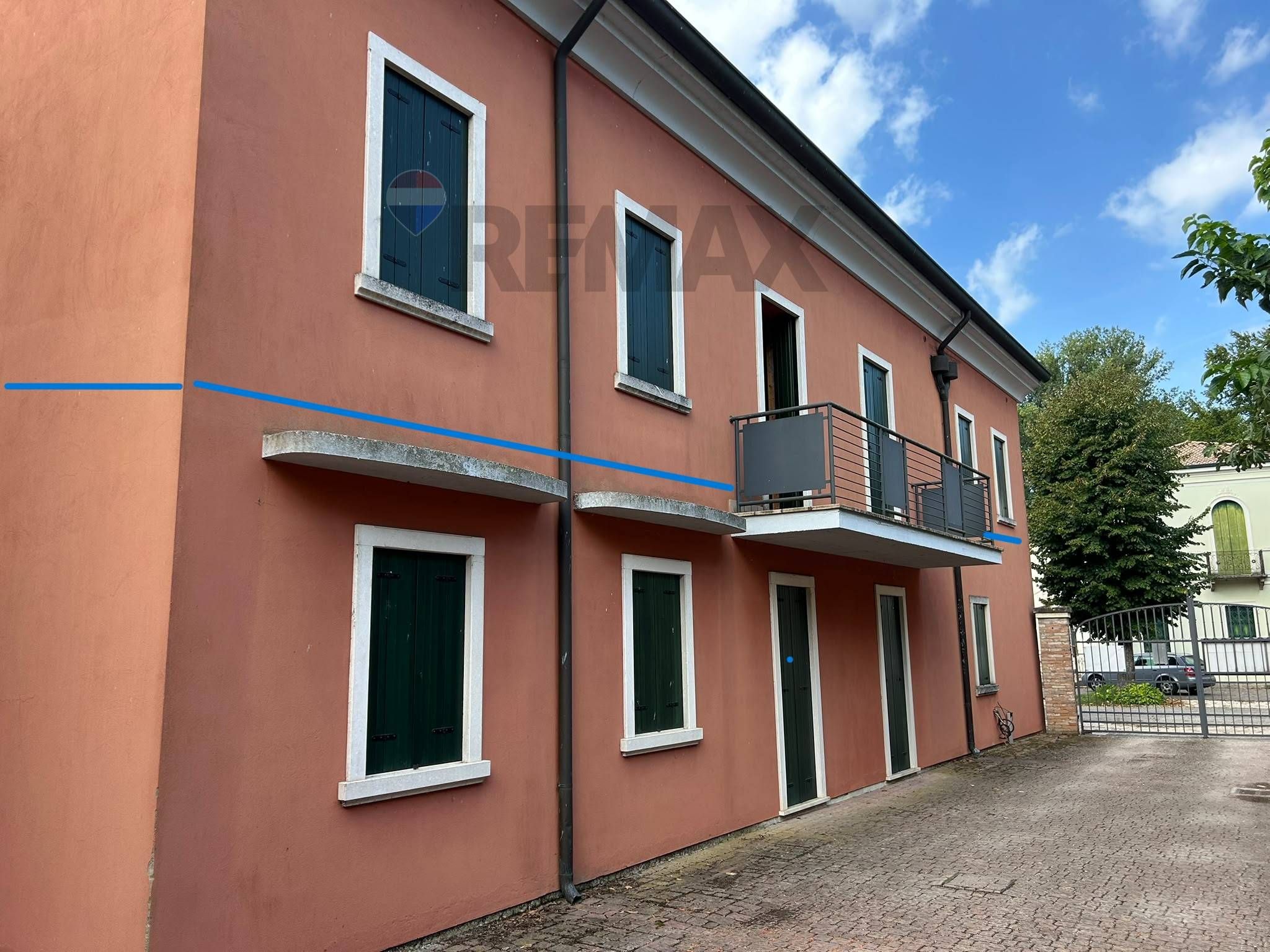 Edificio all'aperto