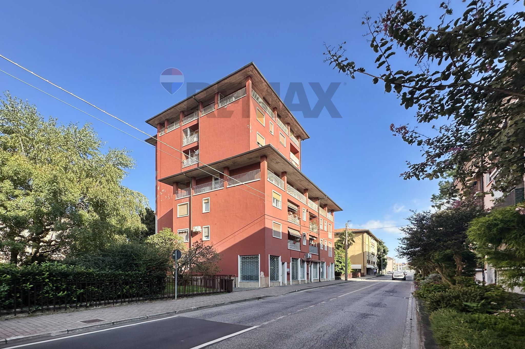 Edificio all'aperto