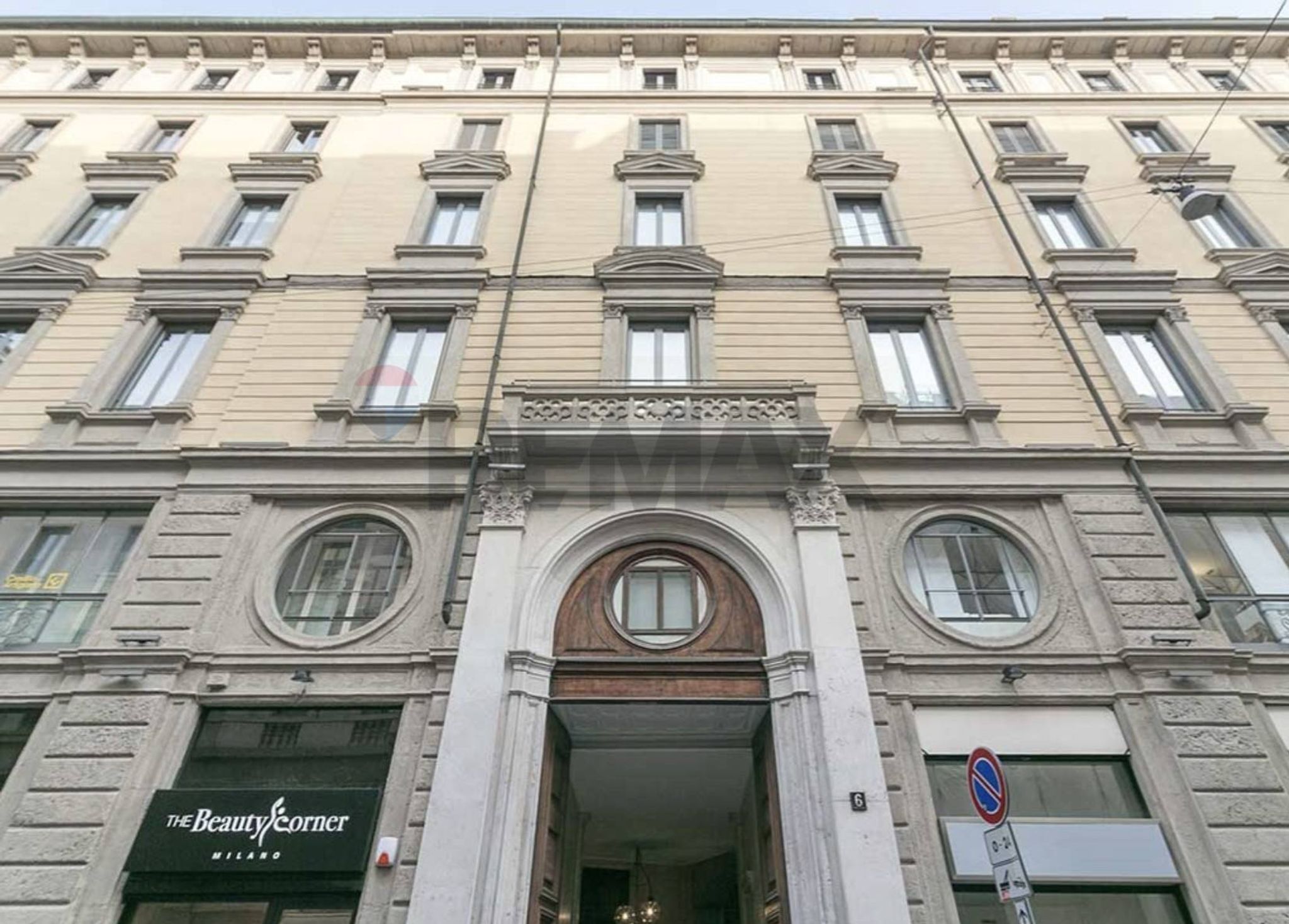 Edificio all'aperto