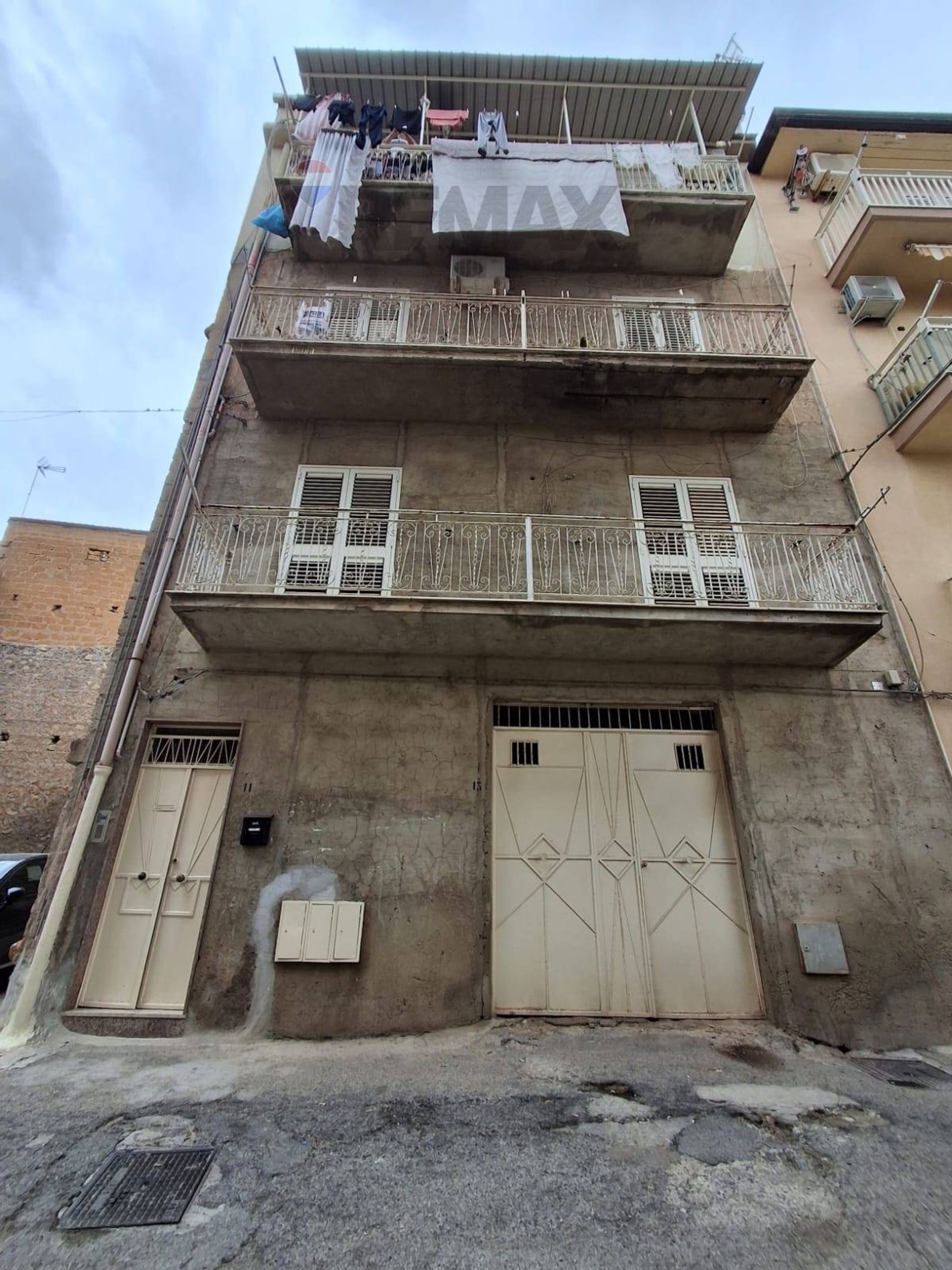 Edificio all'aperto
