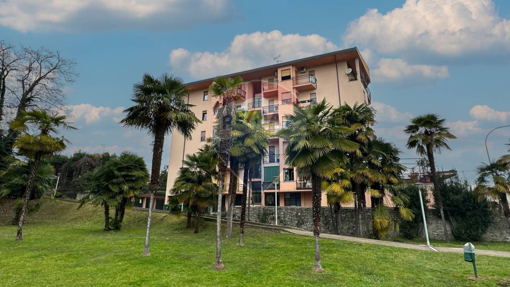 Edificio all'aperto