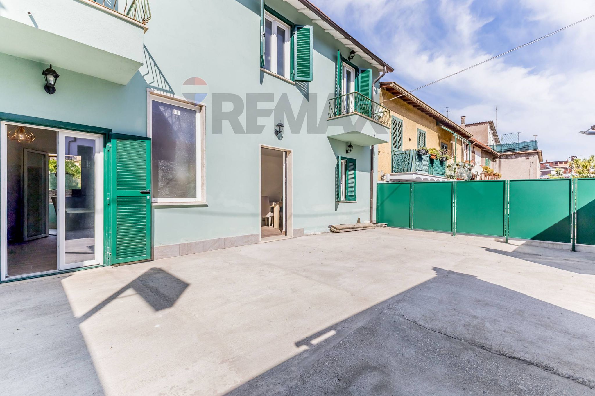 Property in Mentana