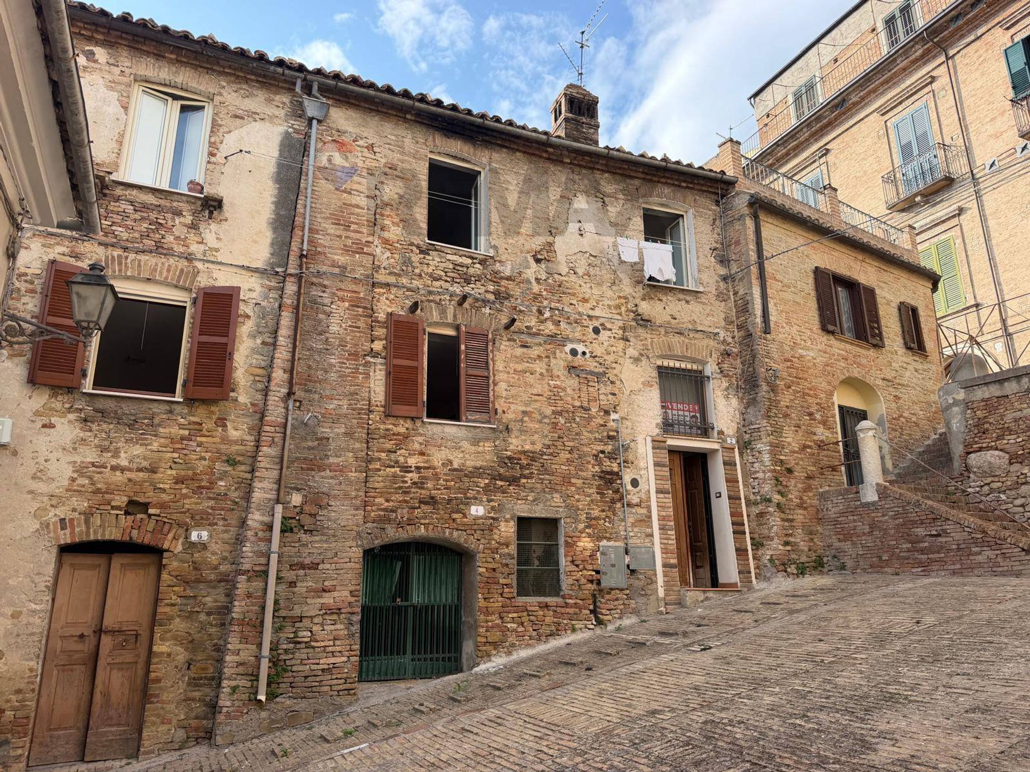 Property in Penne
