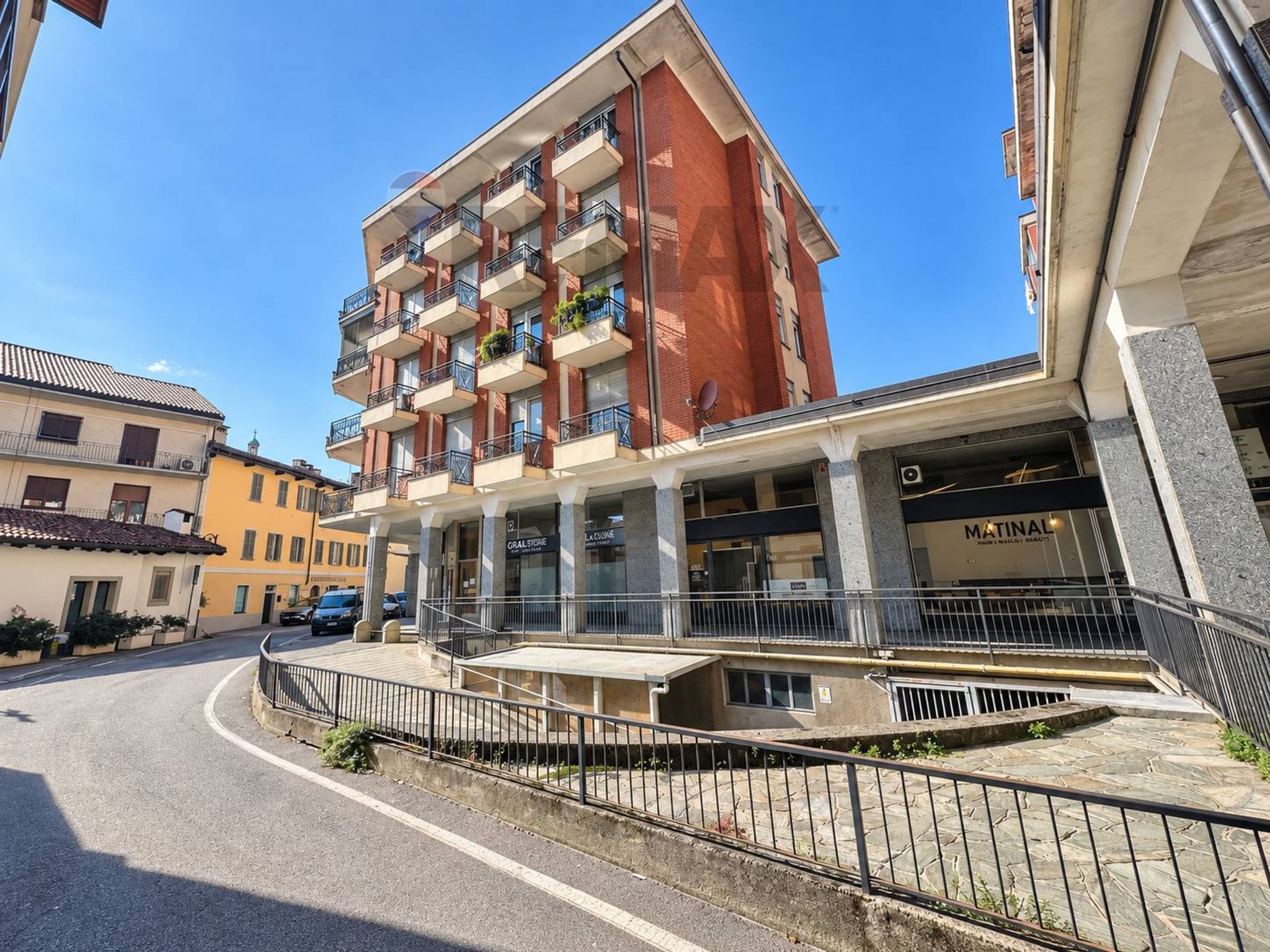 Edificio all'aperto