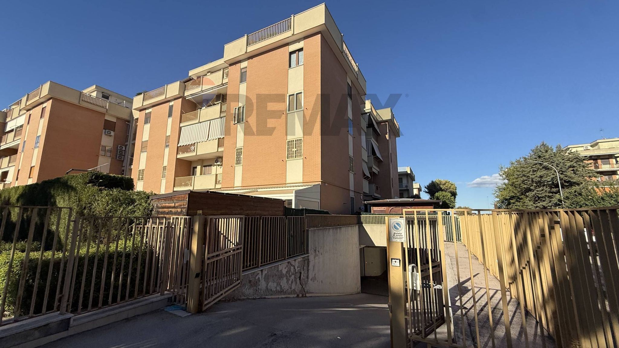 Edificio all'aperto