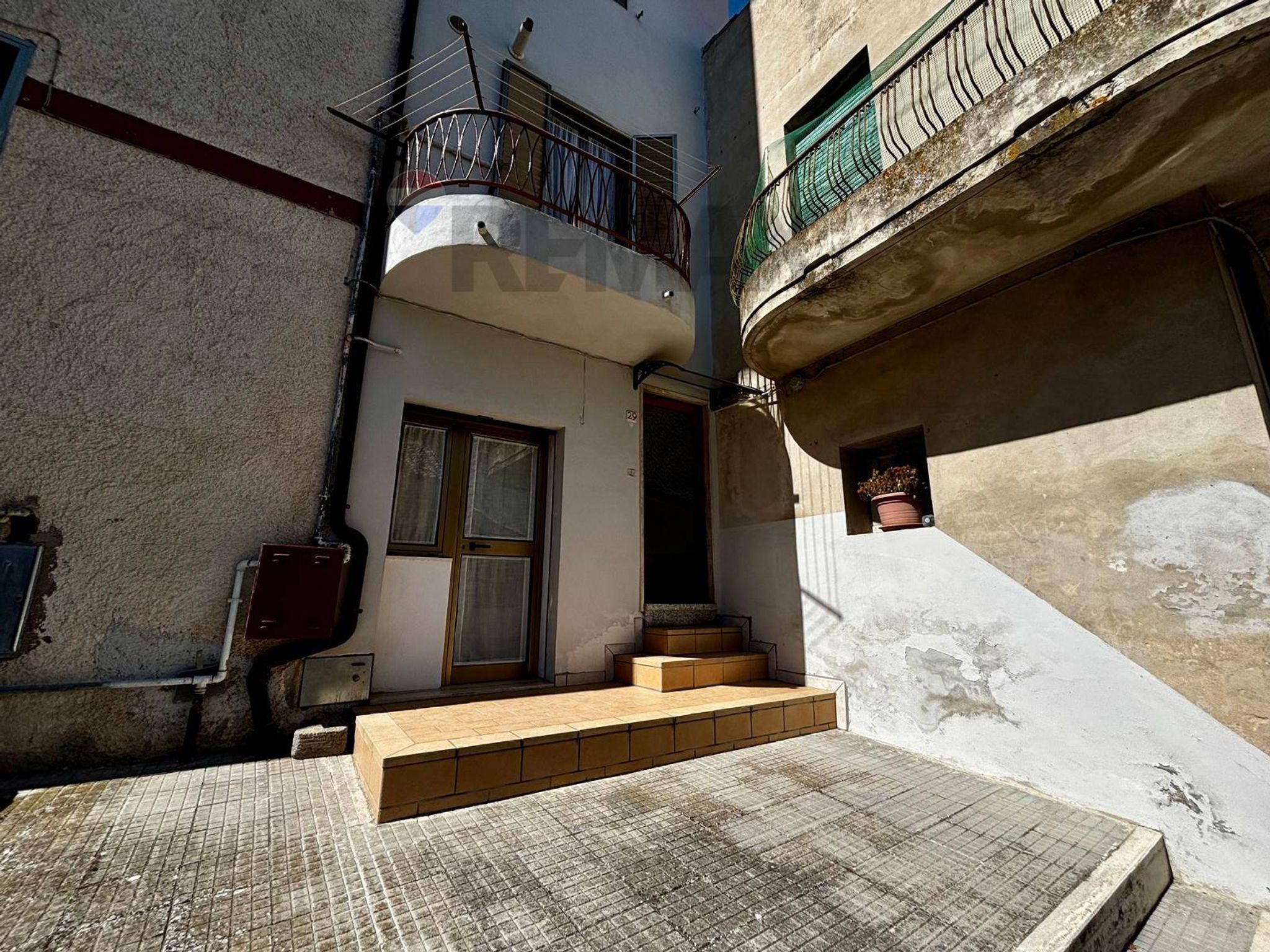 Edificio all'aperto