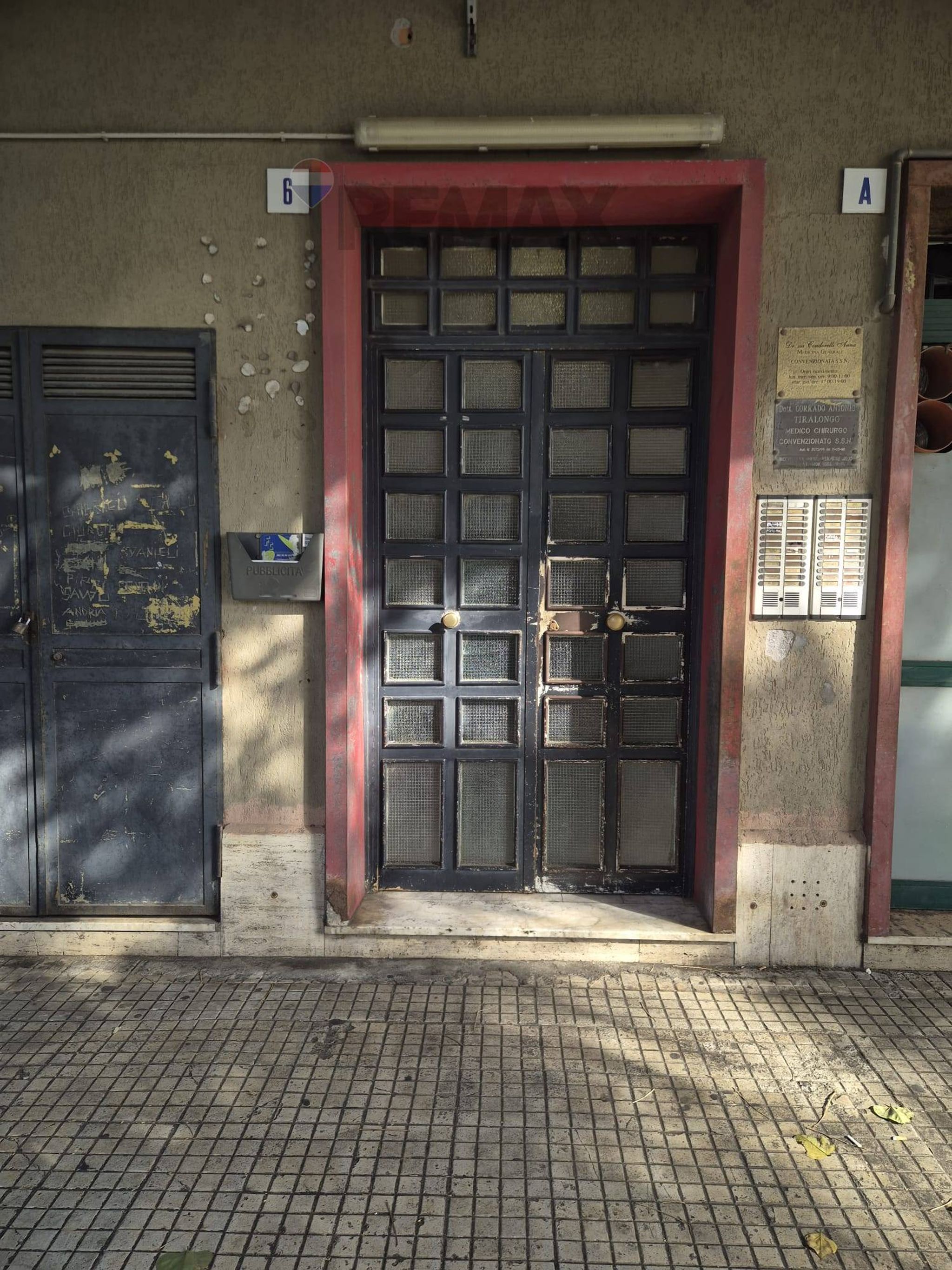 Edificio all'aperto