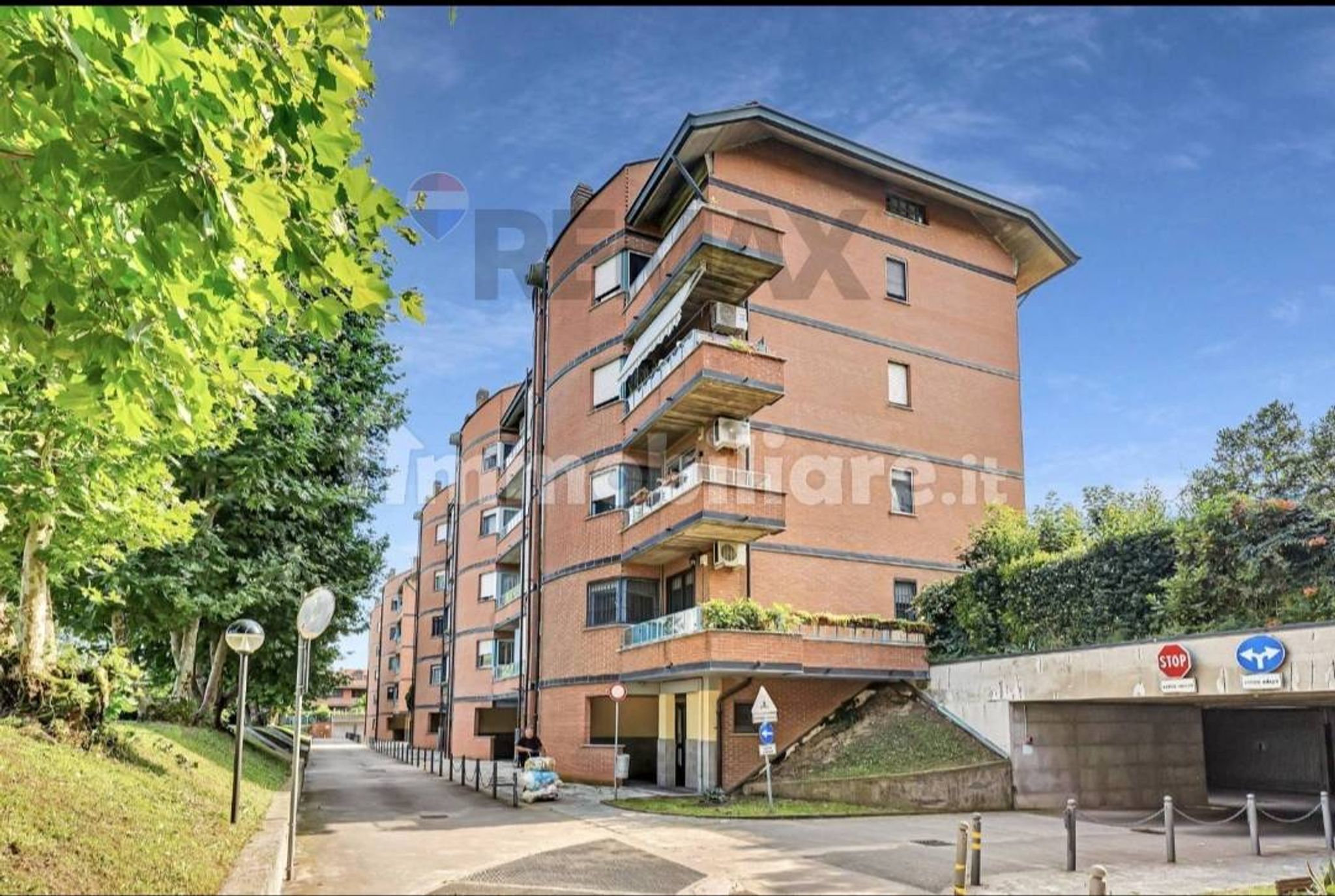 Edificio all'aperto
