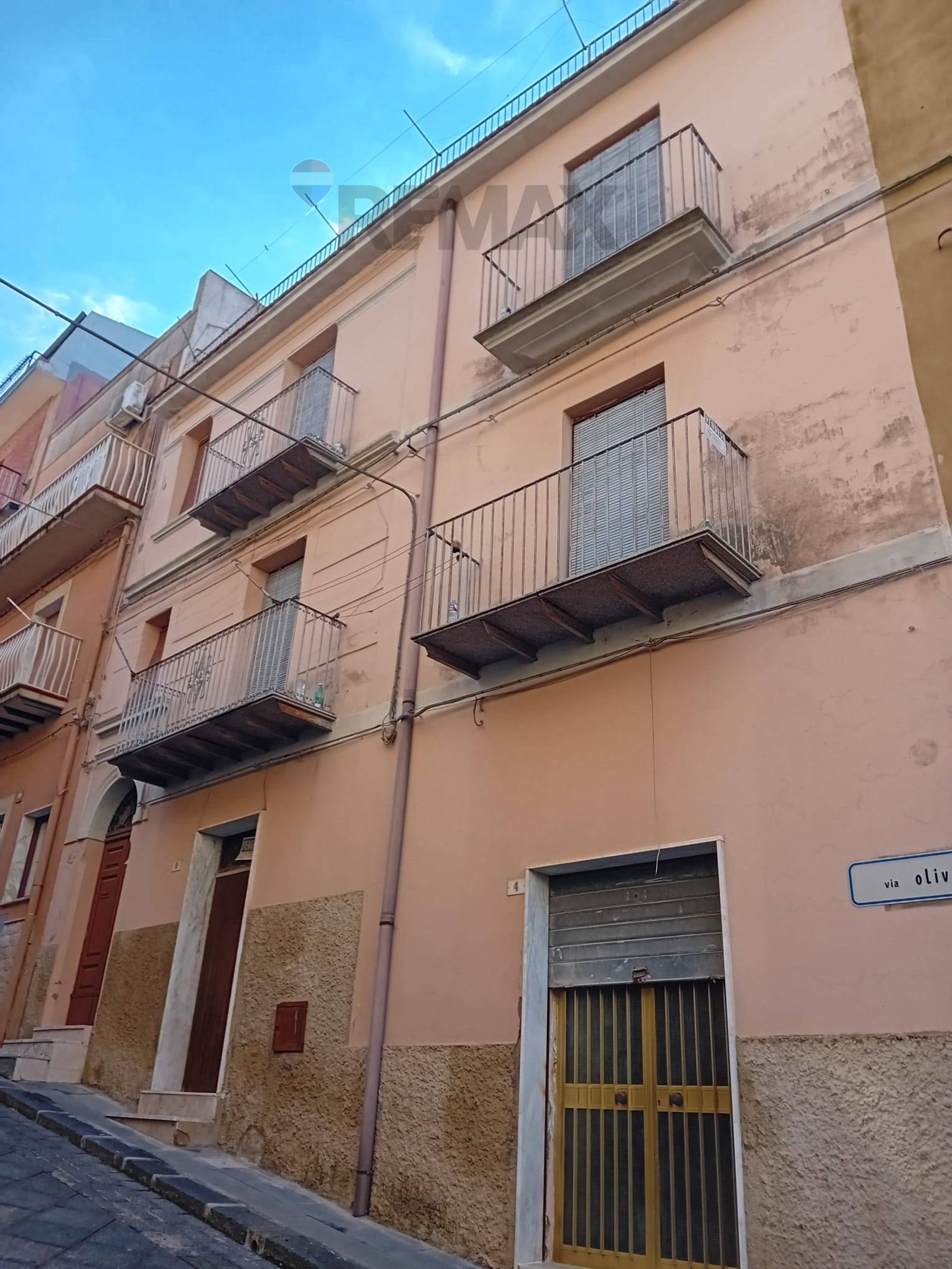 Edificio all'aperto