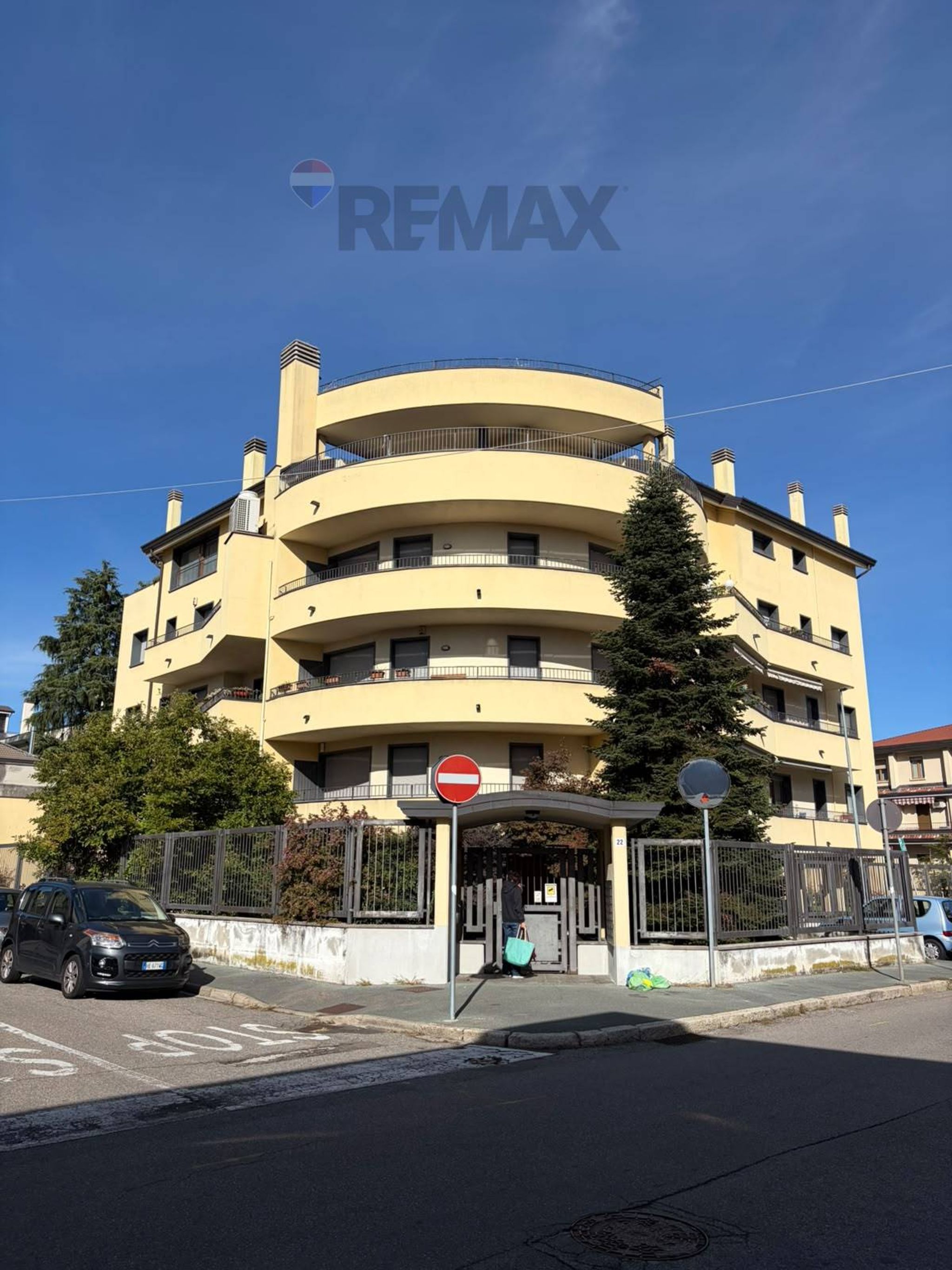 Edificio all'aperto