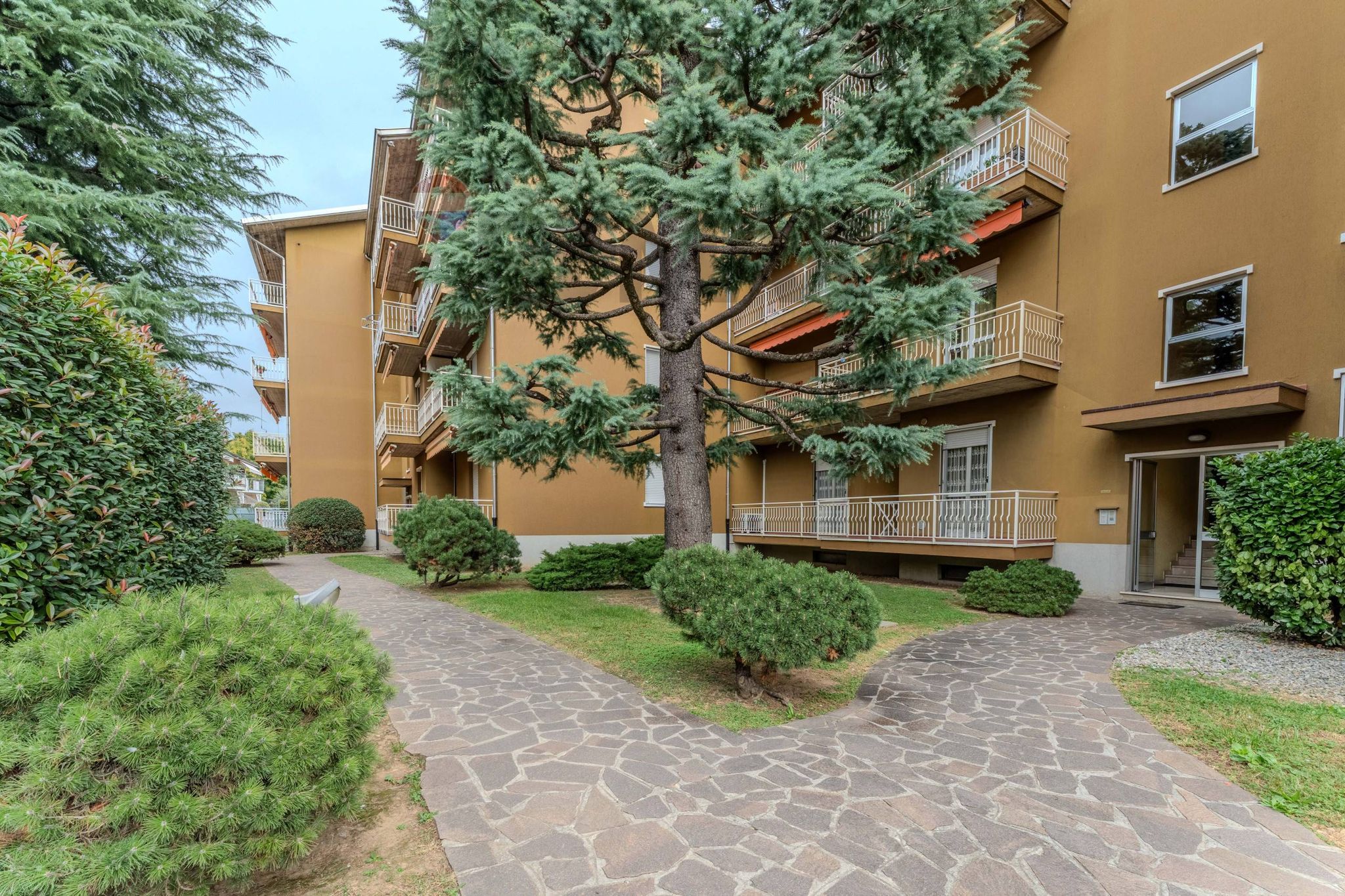 Property in Bonate Sotto