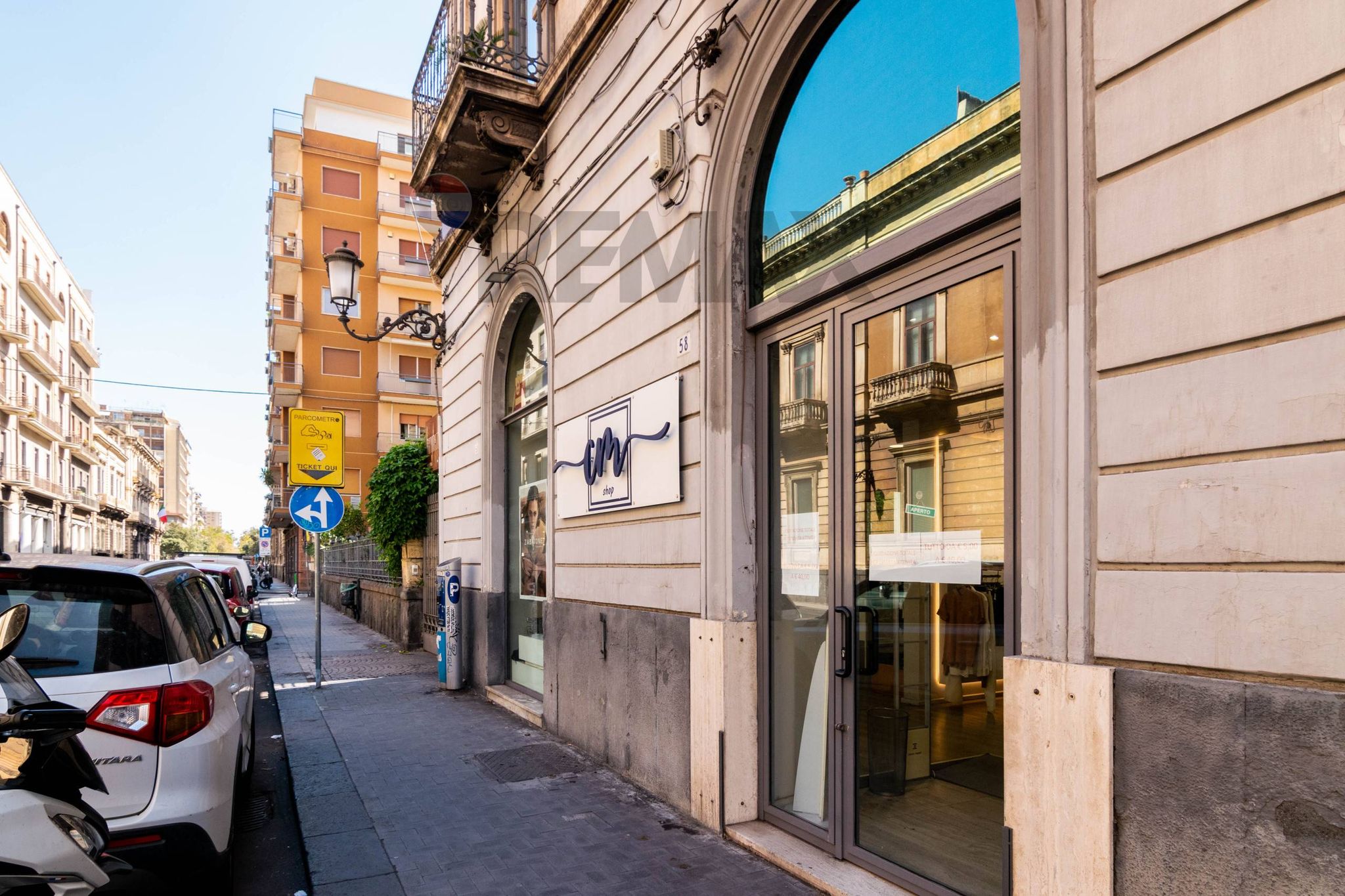 Edificio all'aperto