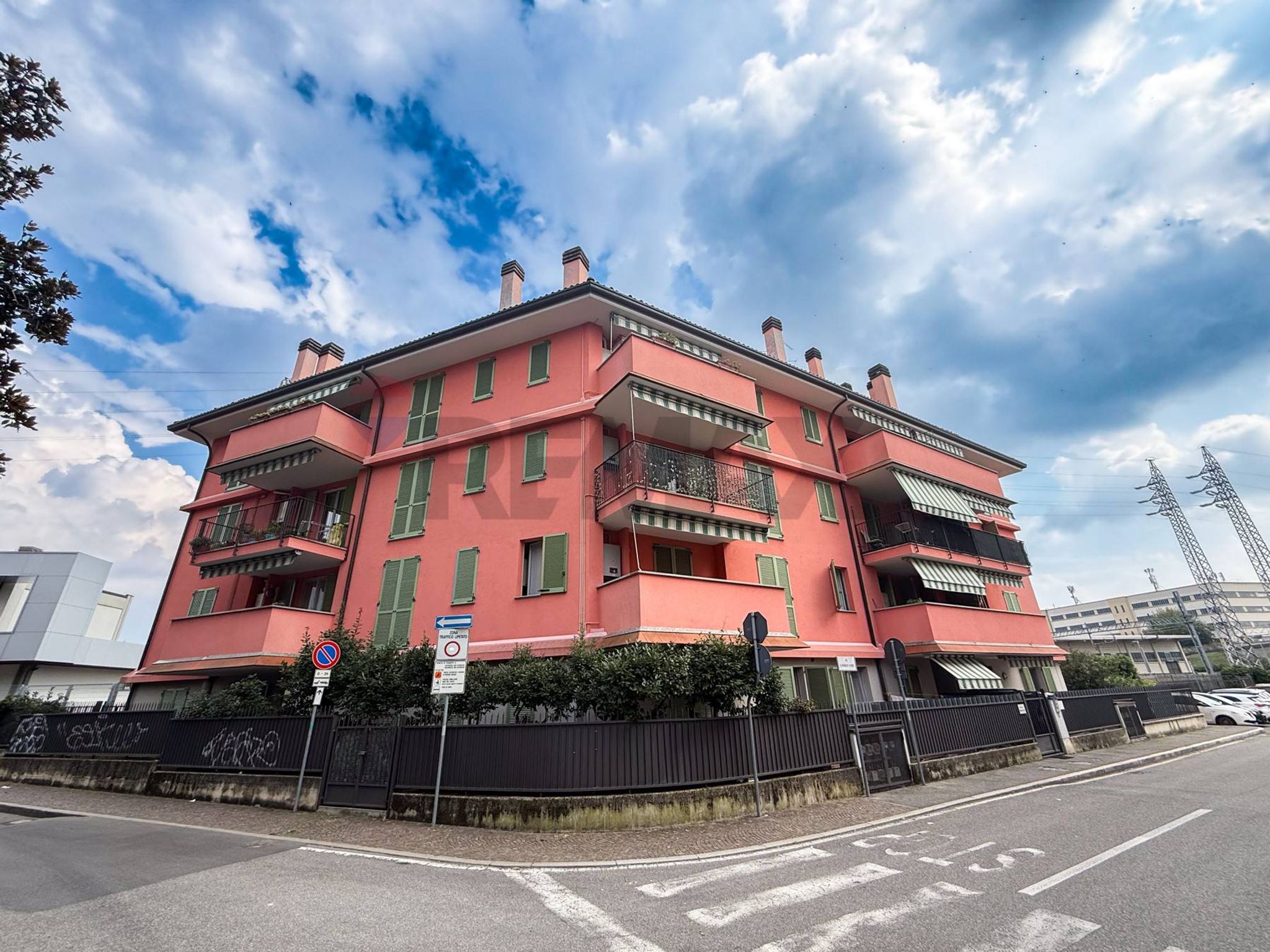 Edificio all'aperto