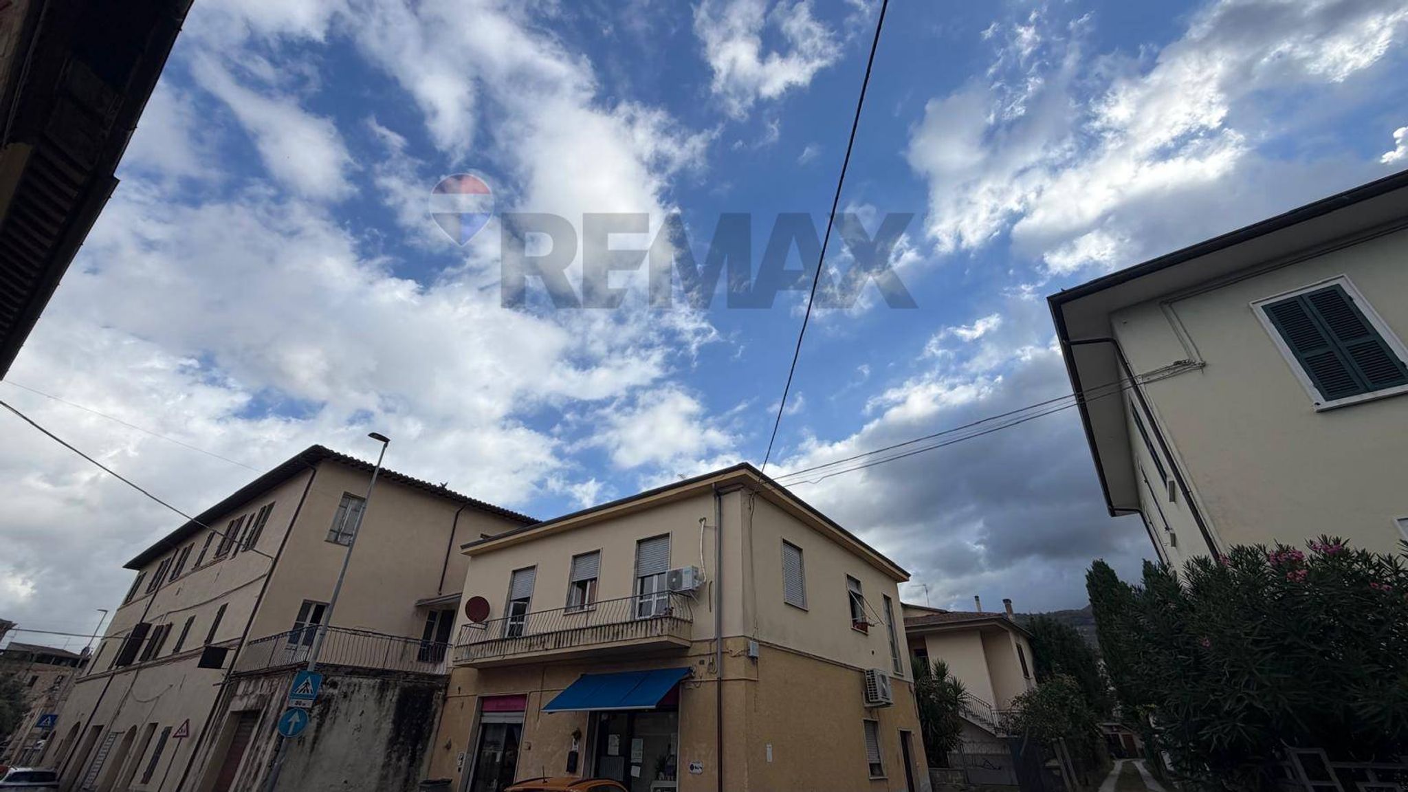 Edificio all'aperto