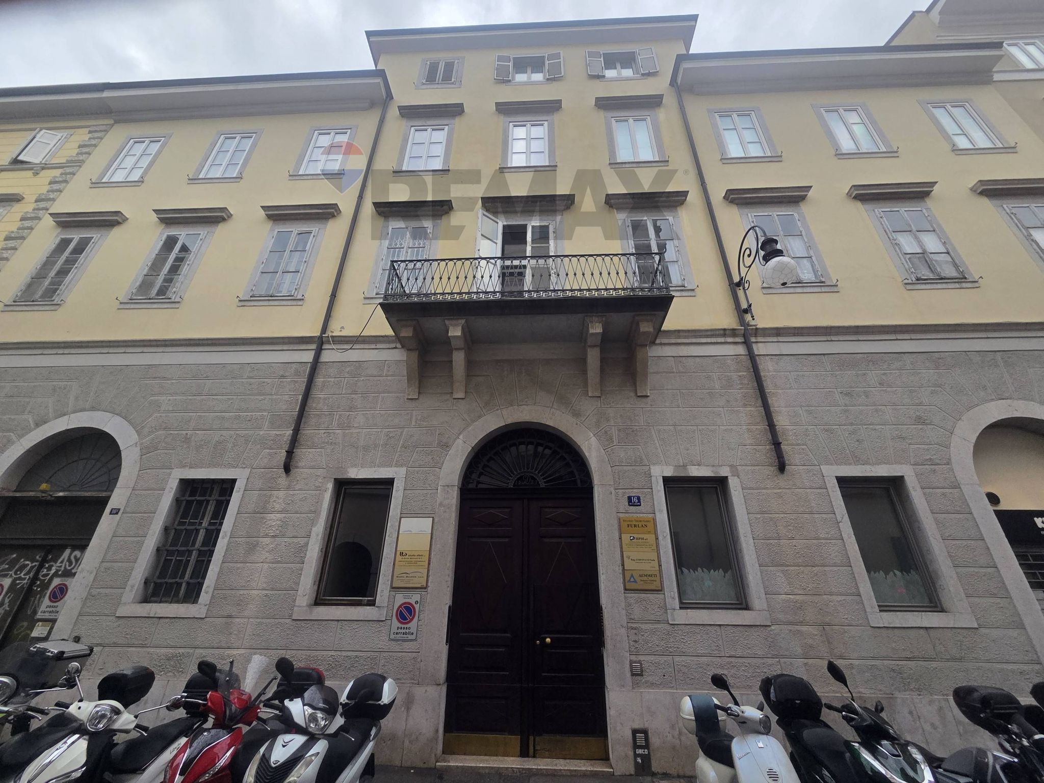 Edificio all'aperto