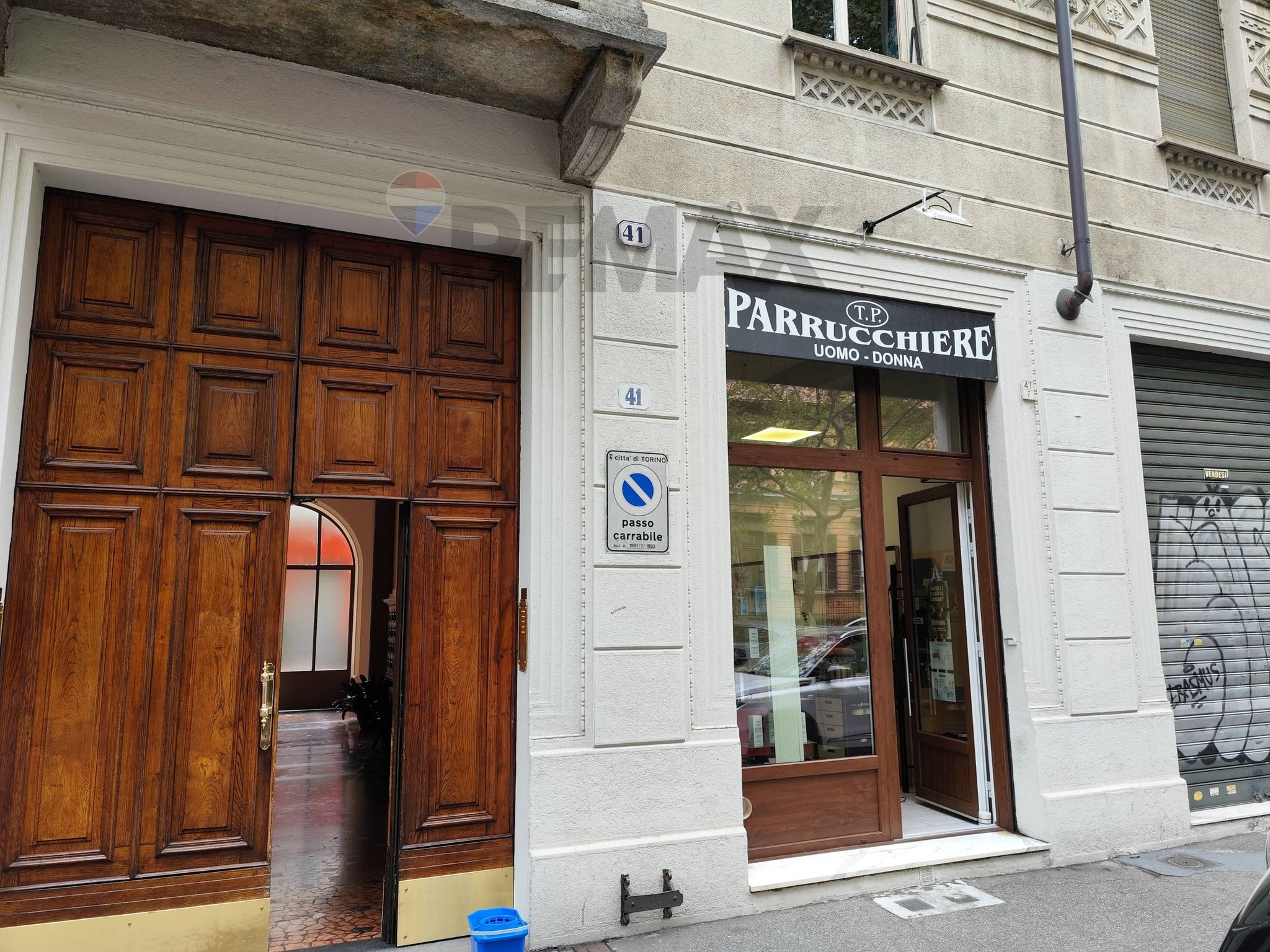Edificio all'aperto