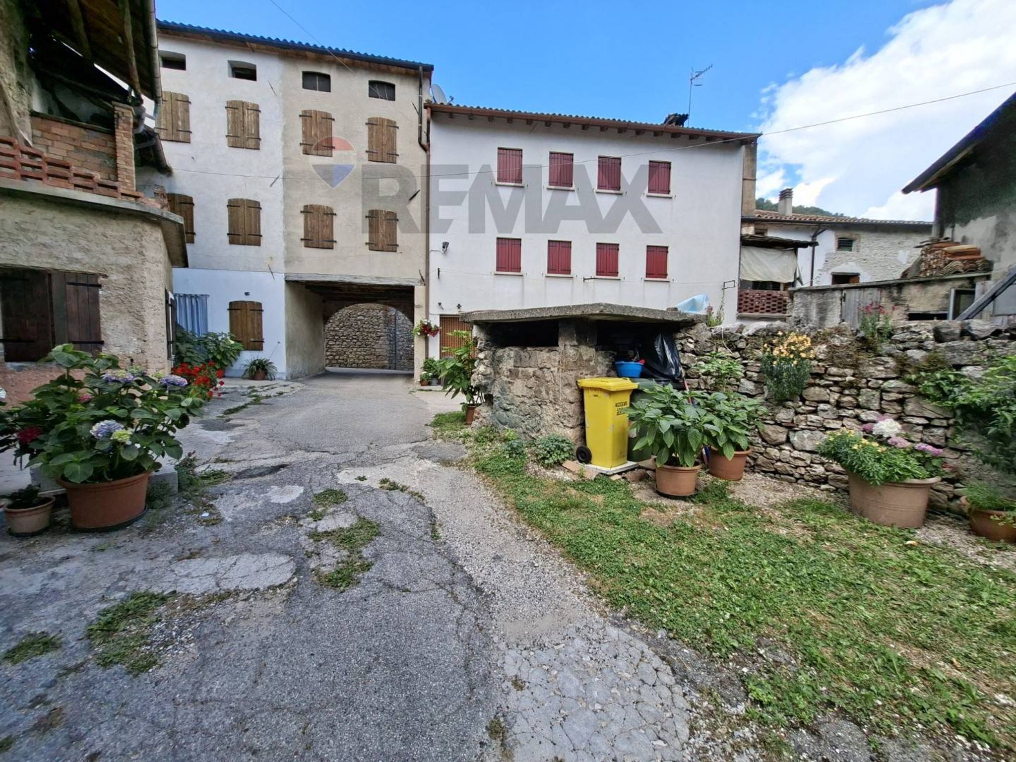 Edificio all'aperto