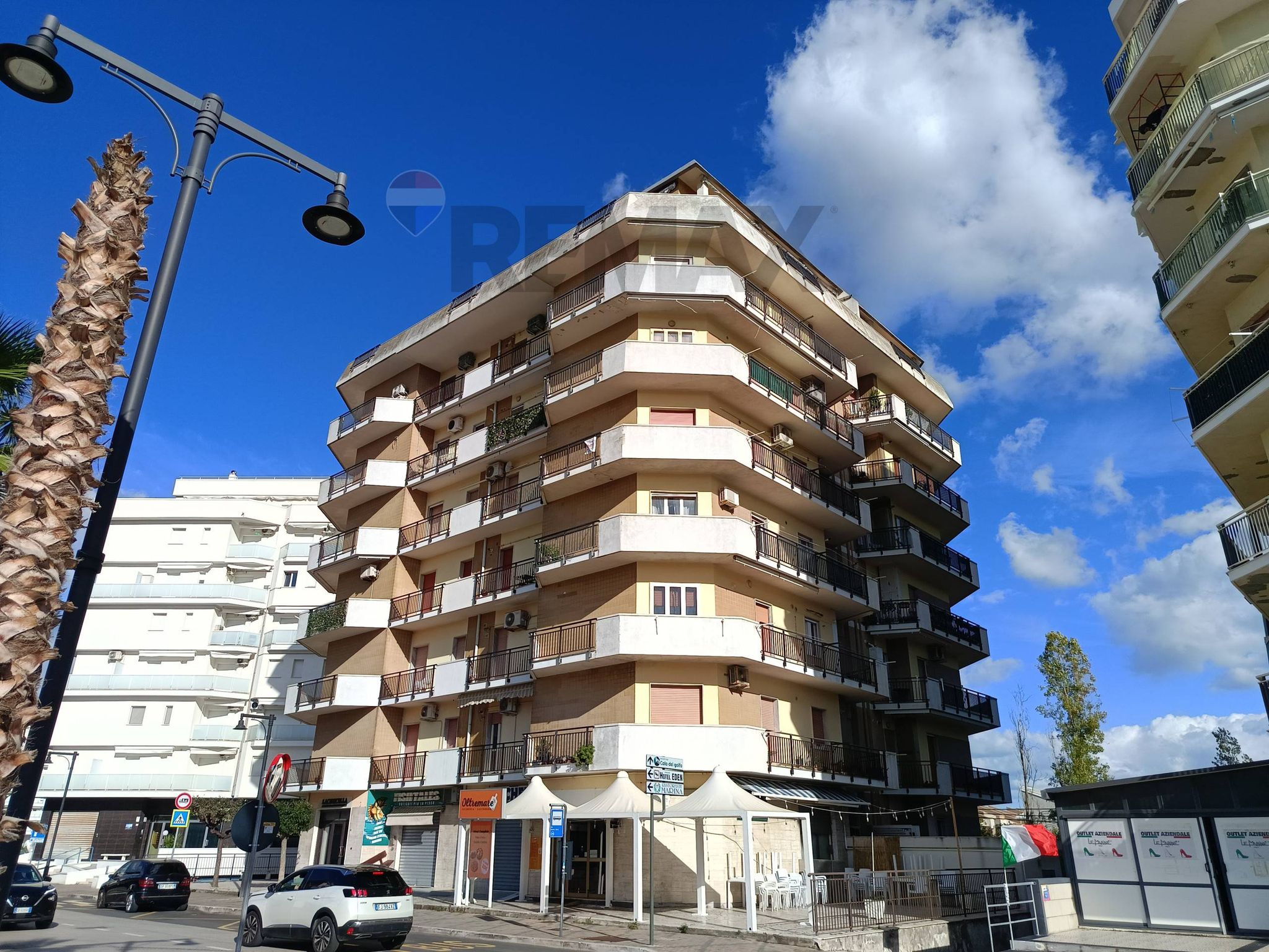 Edificio all'aperto