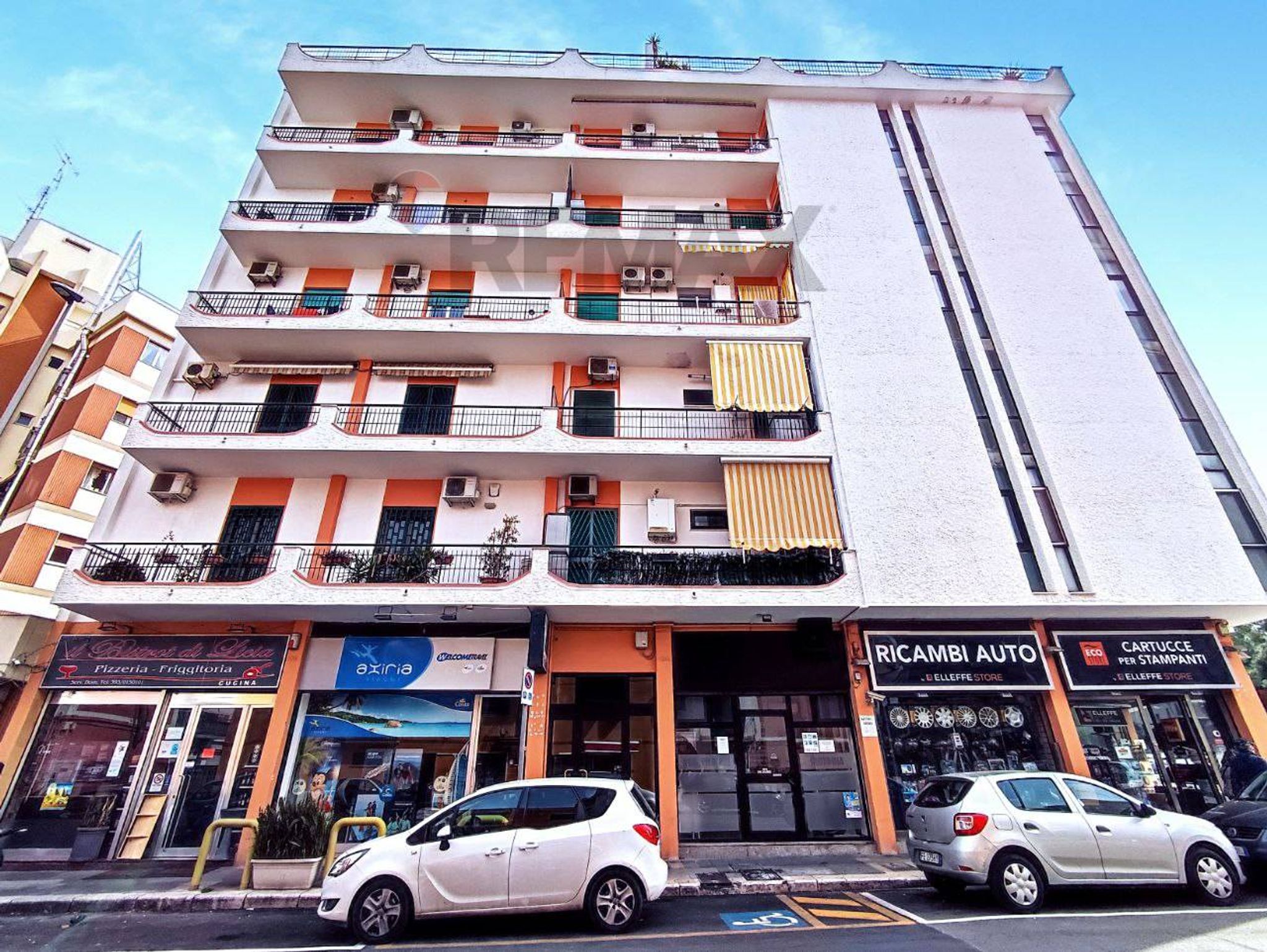 Edificio all'aperto